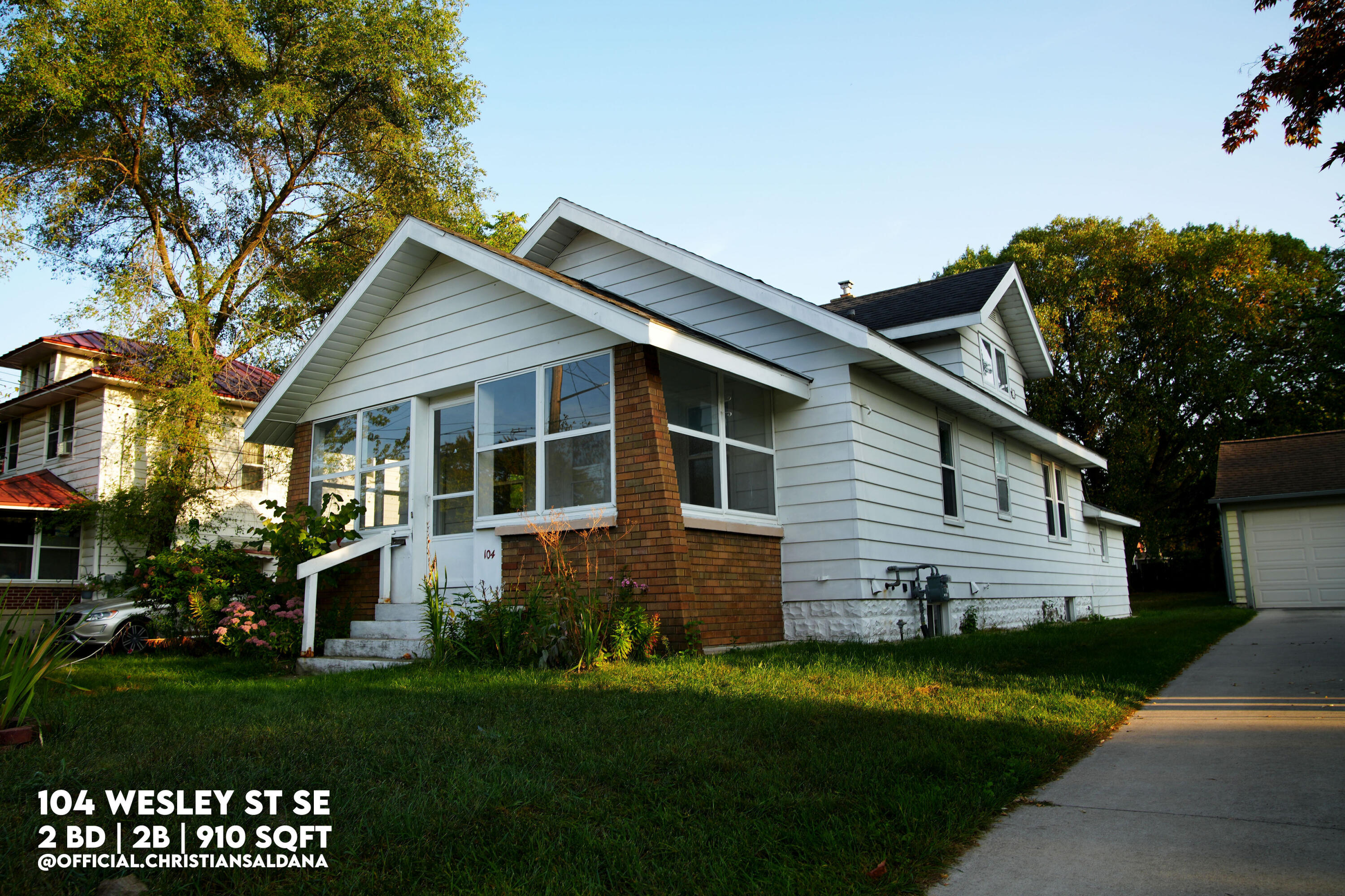 104 Wesley Street SE Grand Rapids MI 49548