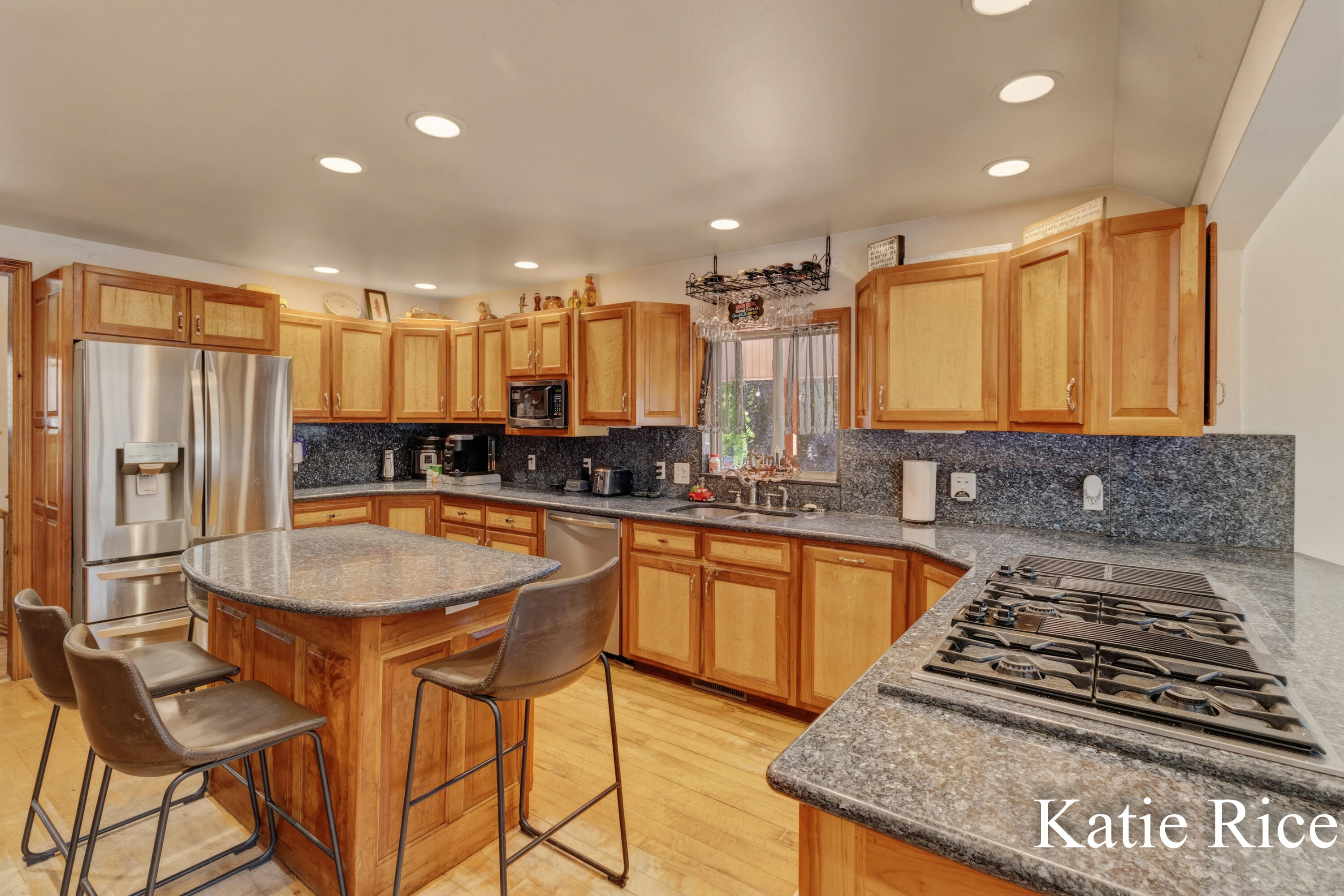 2030 N Scenic Drive Muskegon MI 49445