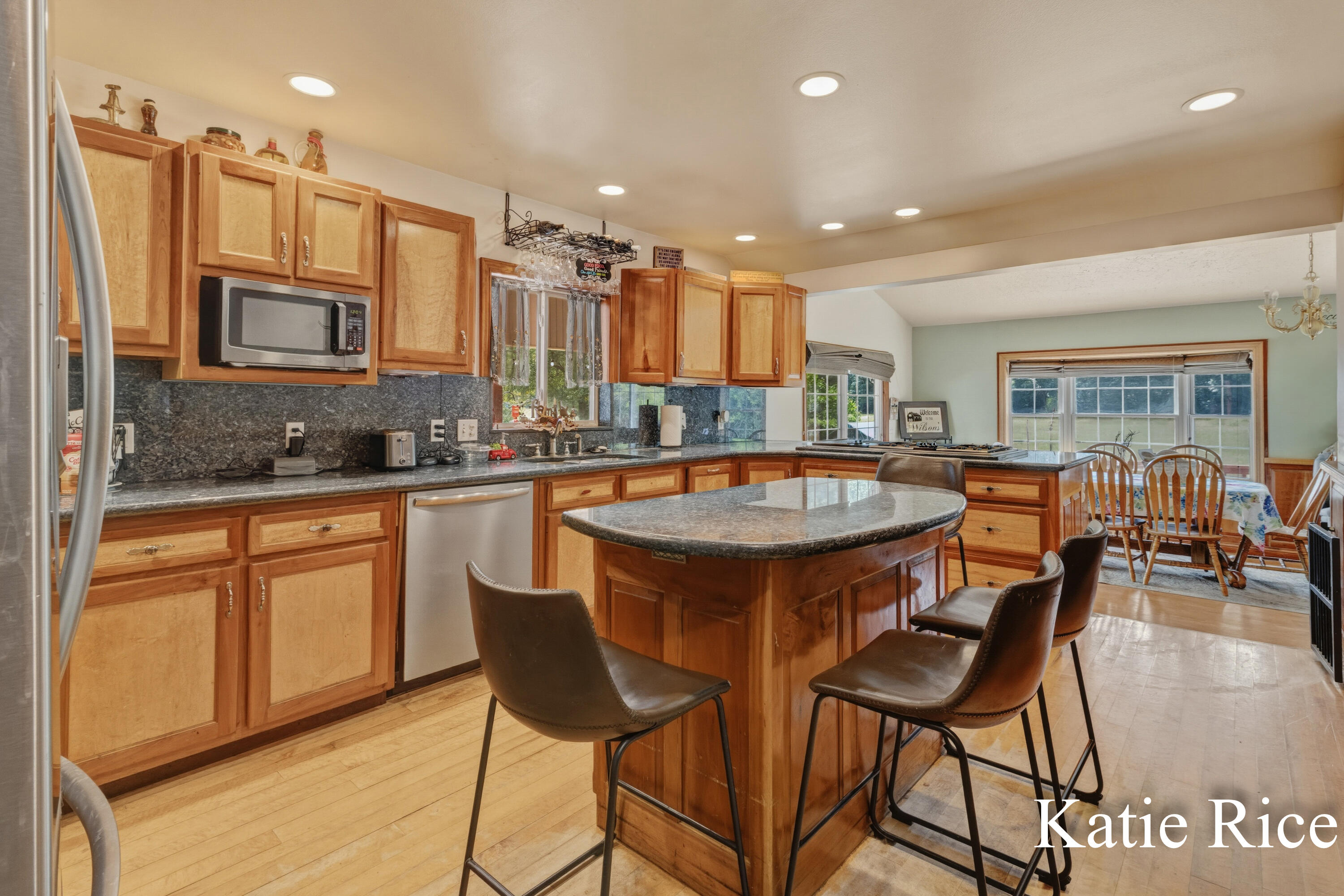 2030 N Scenic Drive Muskegon MI 49445