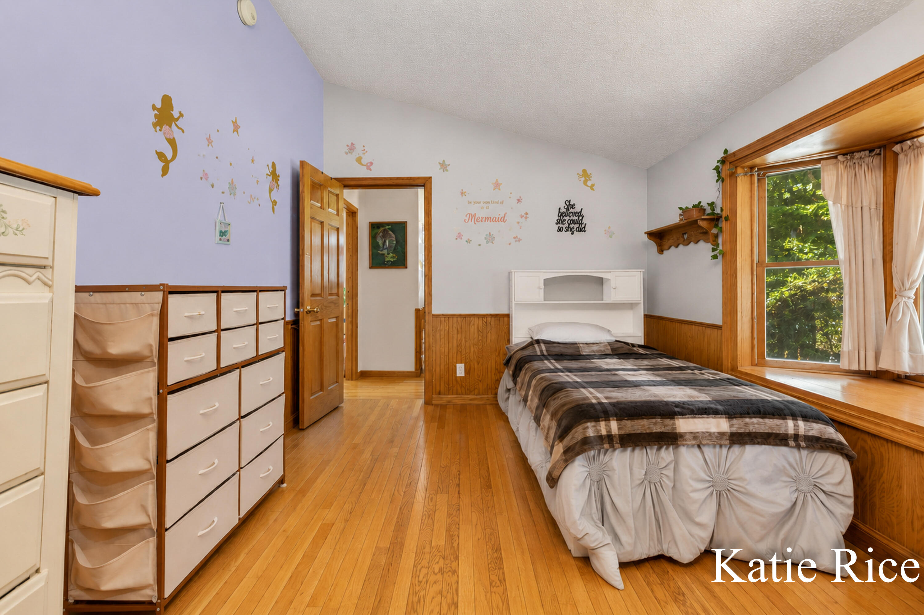 2030 N Scenic Drive Muskegon MI 49445