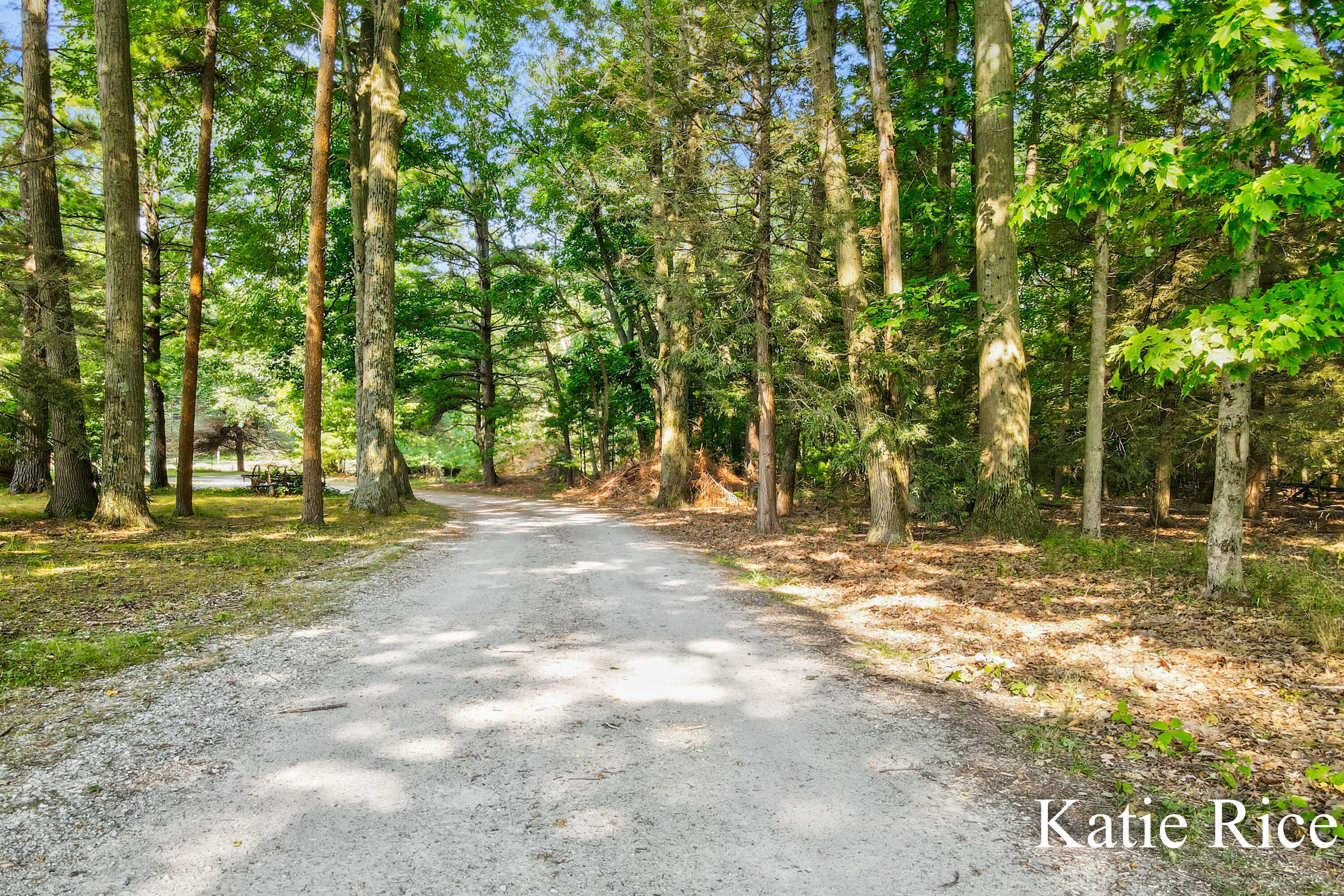 2030 N Scenic Drive Muskegon MI 49445