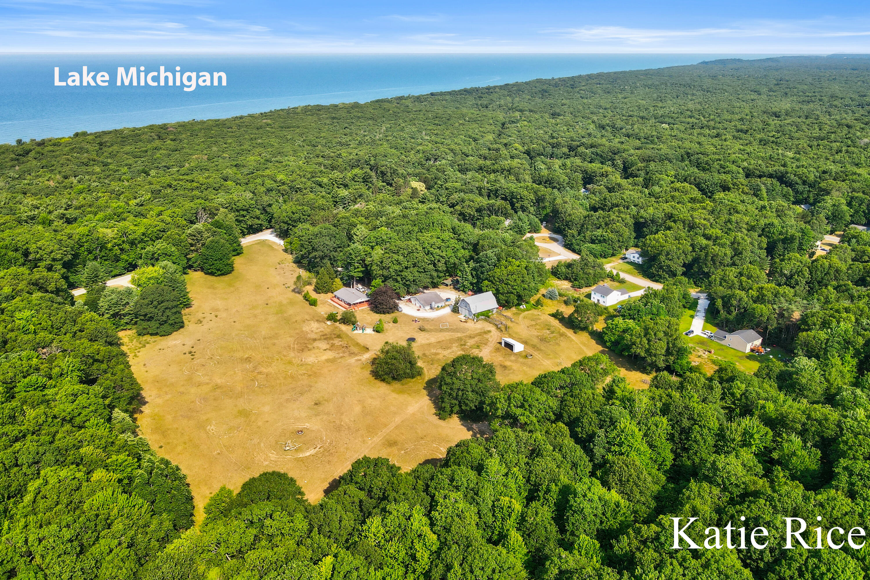 2030 N Scenic Drive Muskegon MI 49445