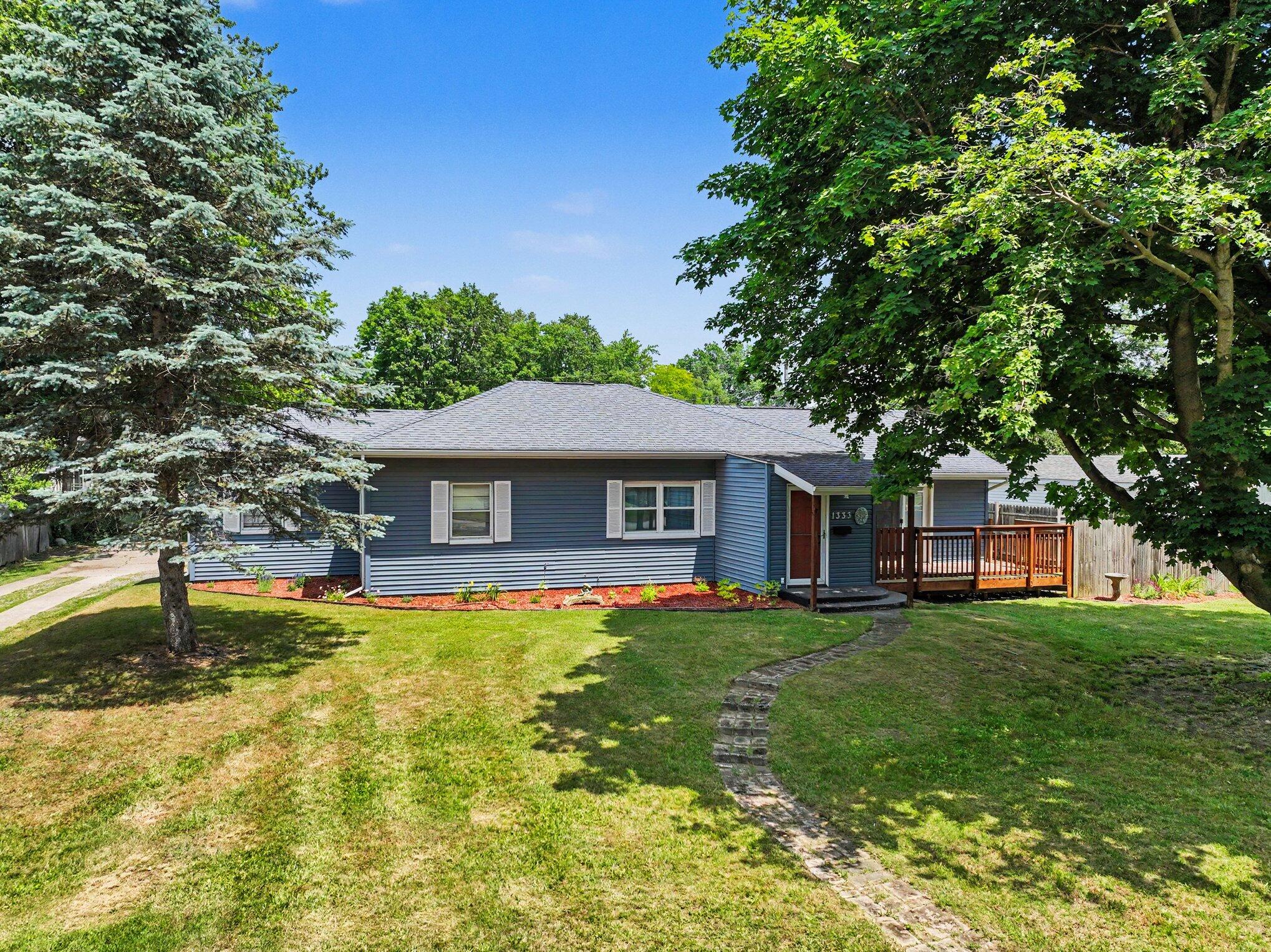 1333 Cass Street Niles MI 49120