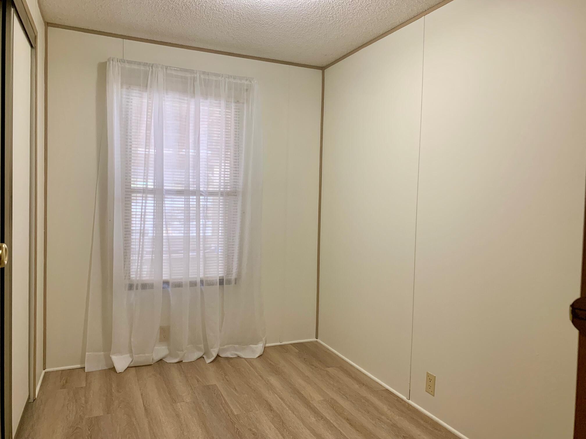 2819 N Sandy Drive Ludington MI 49431