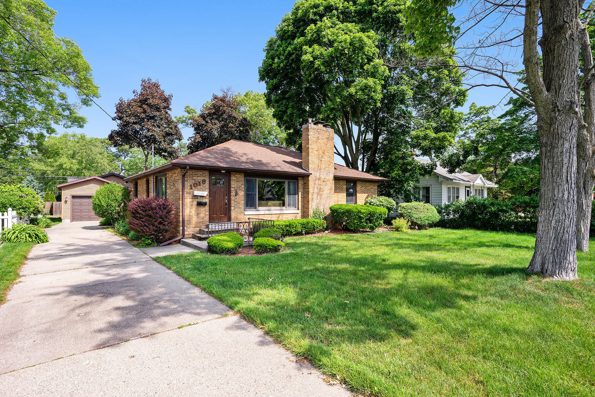 1018 Ruddiman Drive Muskegon MI 49445