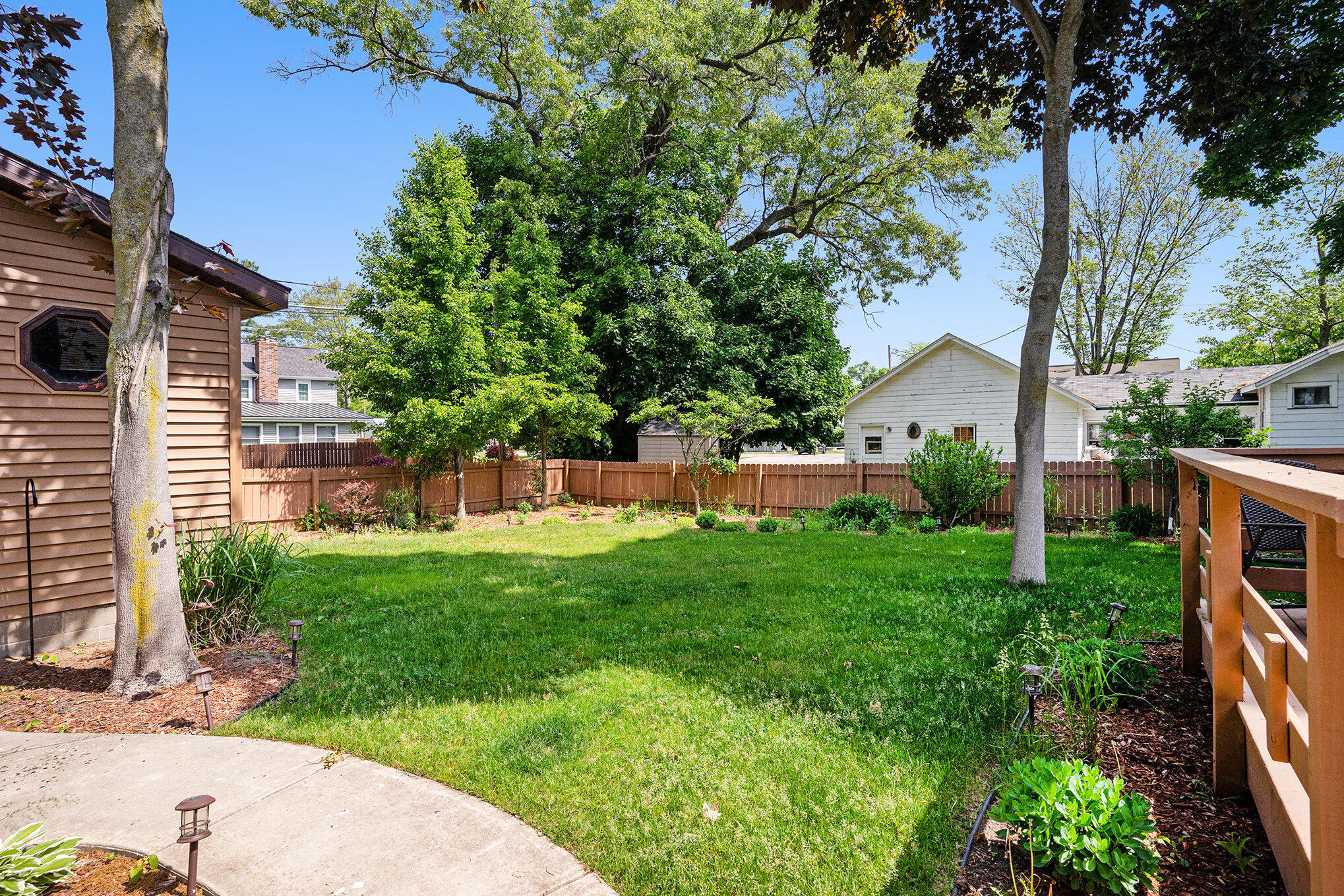 1018 Ruddiman Drive Muskegon MI 49445