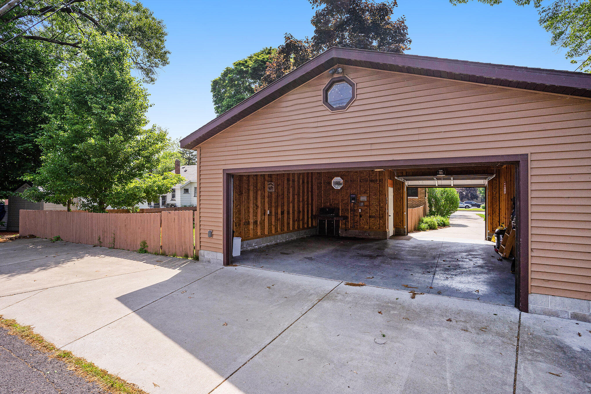 1018 Ruddiman Drive Muskegon MI 49445