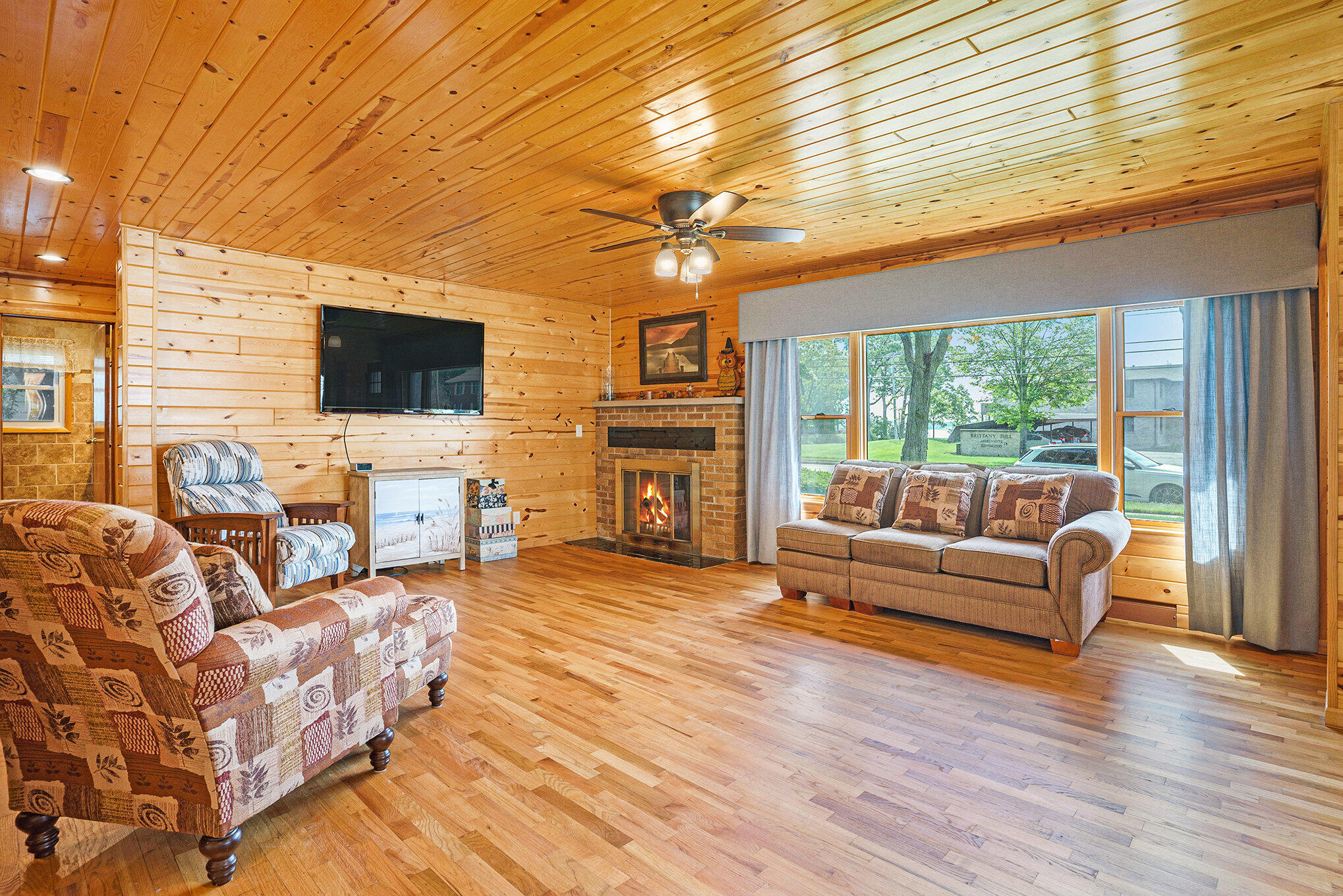 1018 Ruddiman Drive Muskegon MI 49445