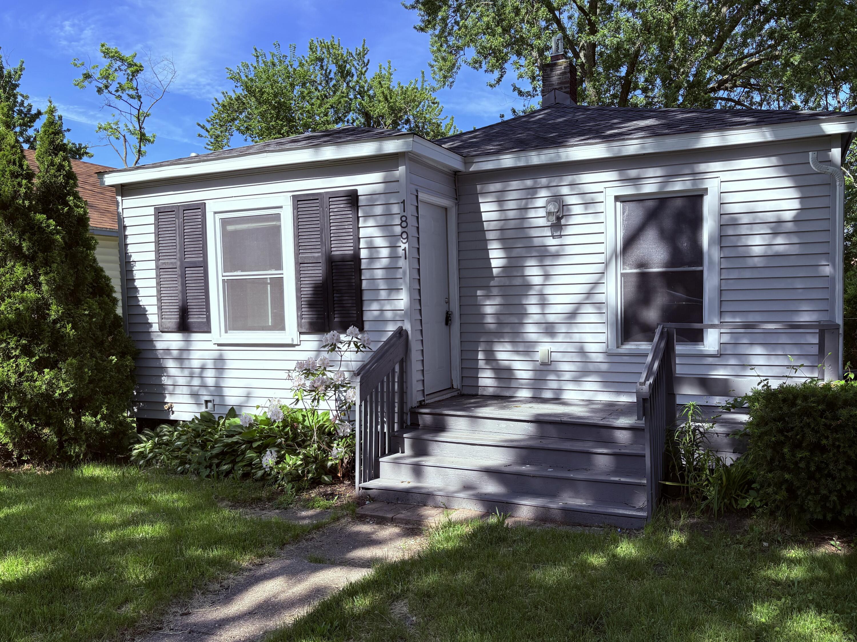 1891 Nevada Street Muskegon MI 49441