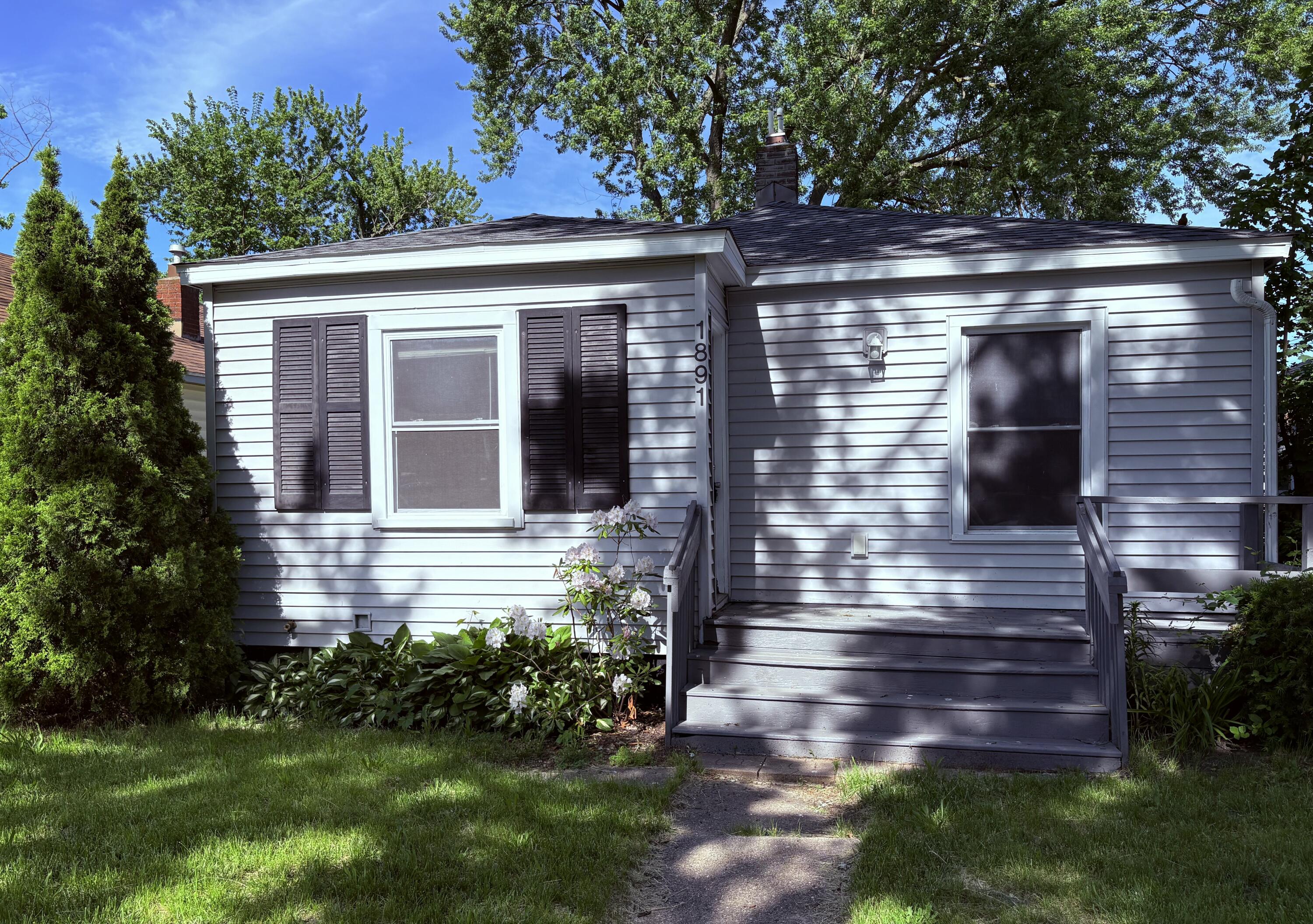 1891 Nevada Street Muskegon MI 49441