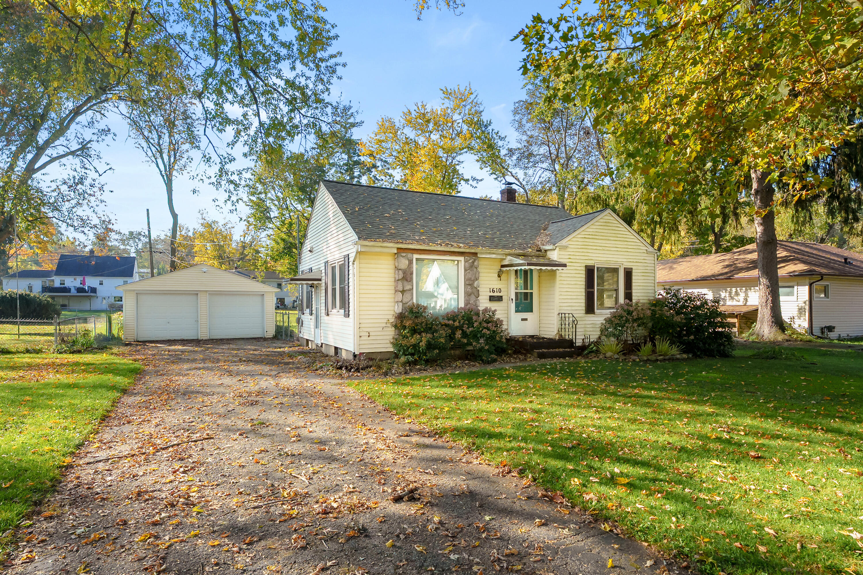 1610 Fulton Street Kalamazoo MI 49001