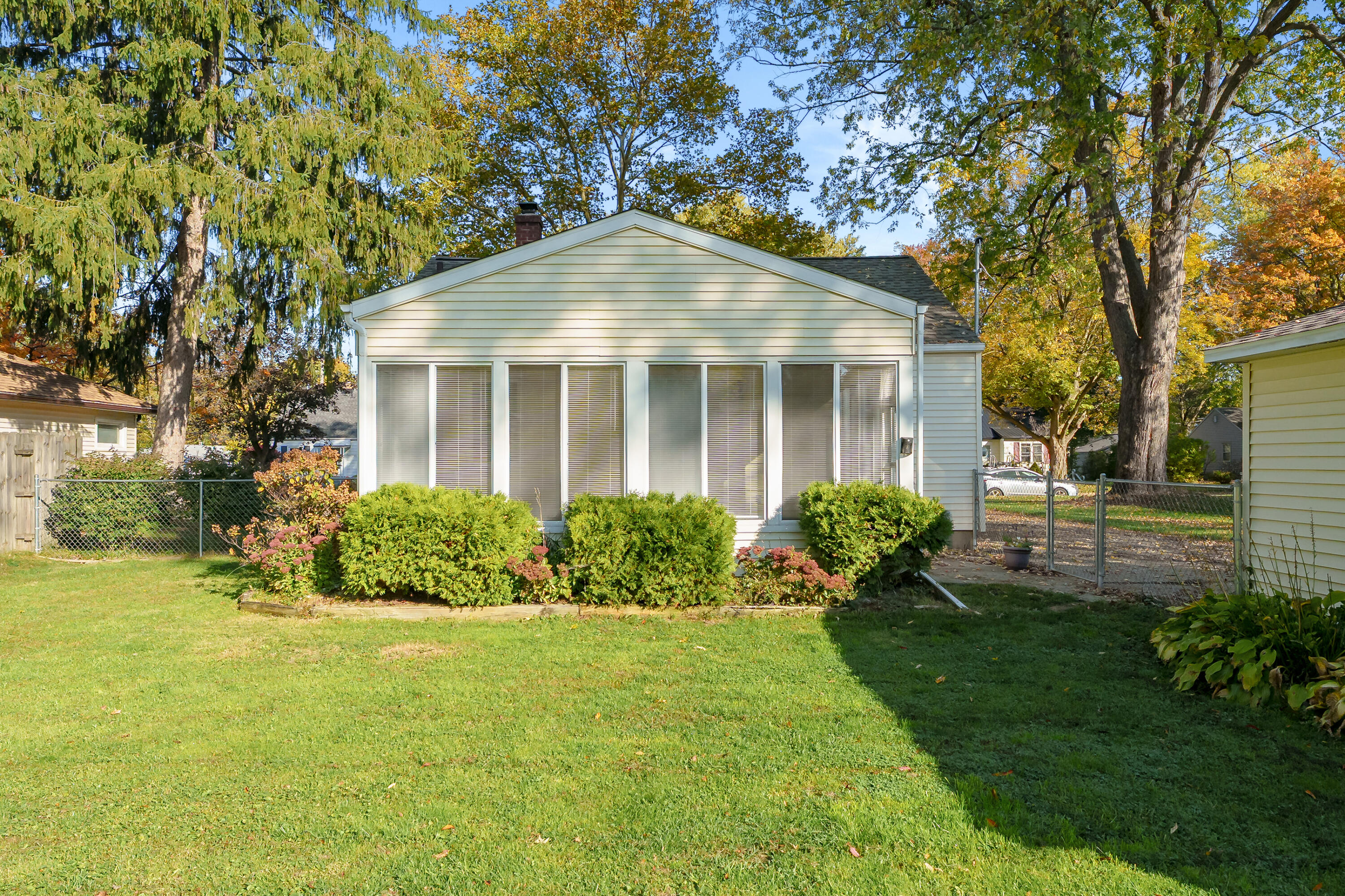 1610 Fulton Street Kalamazoo MI 49001