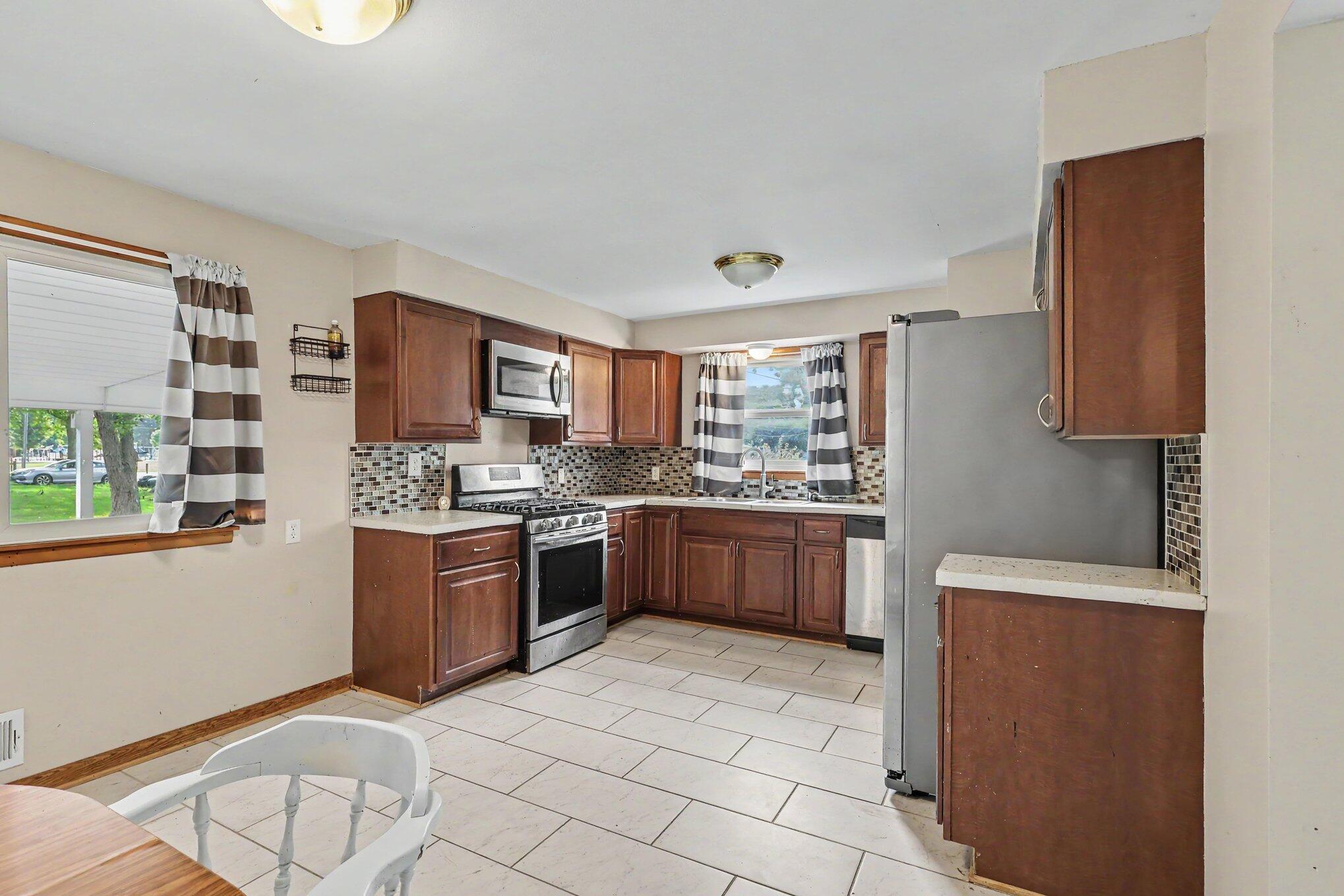 223 Marcus Street SW Grand Rapids MI 49548