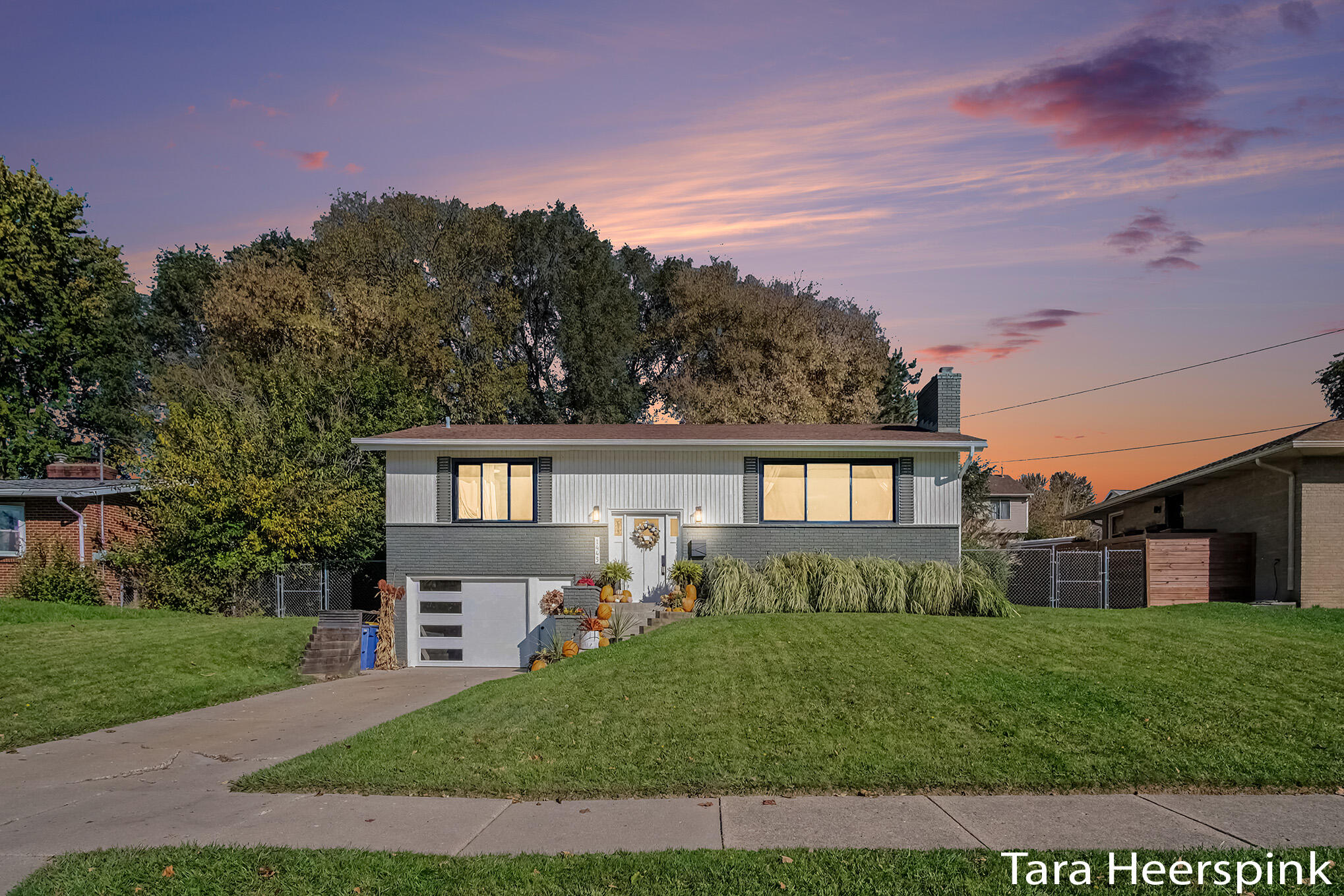 1443 Sweet Street NE Grand Rapids MI 49505