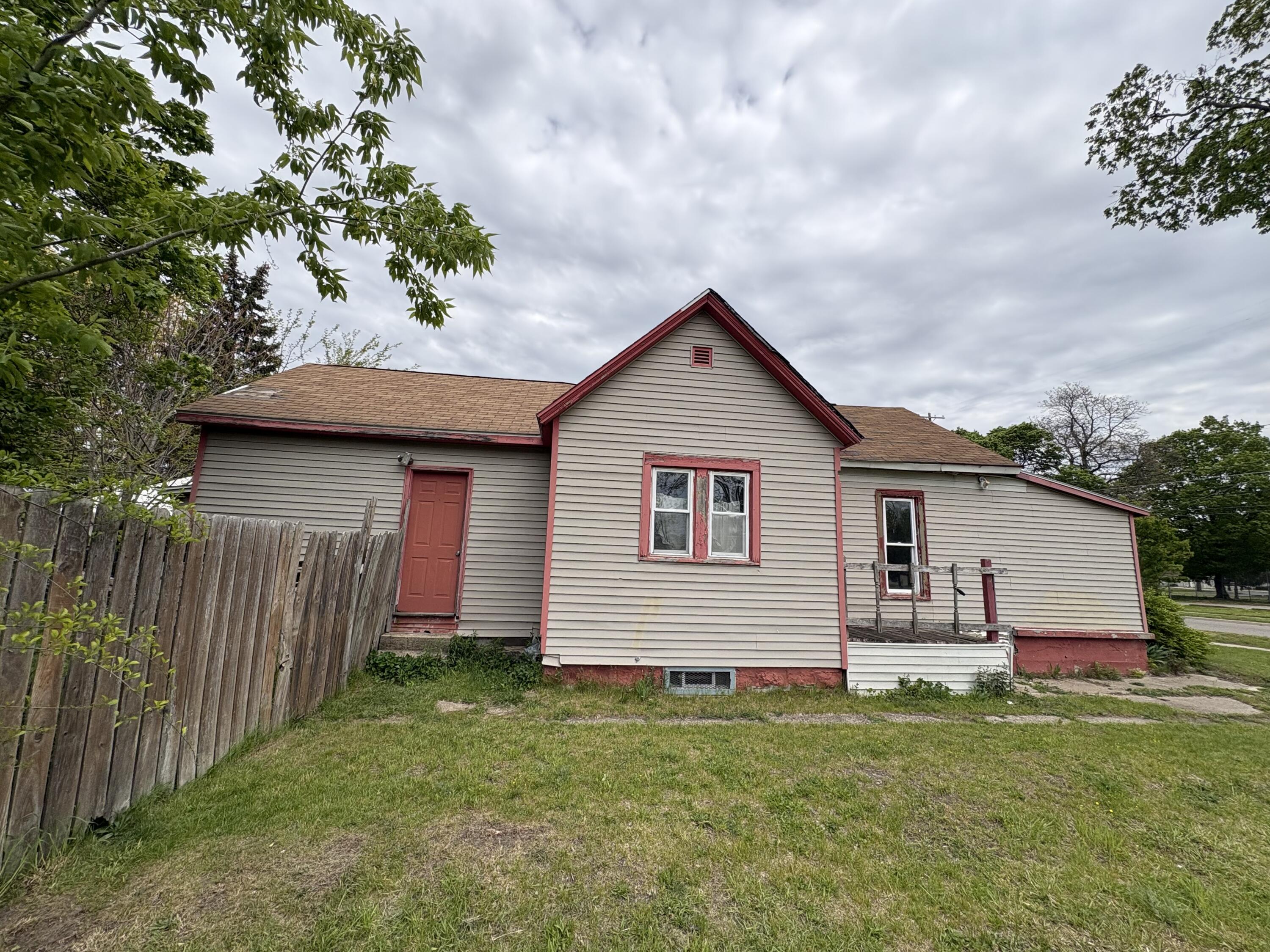 1053 Sheldon Avenue SE Grand Rapids MI 49507