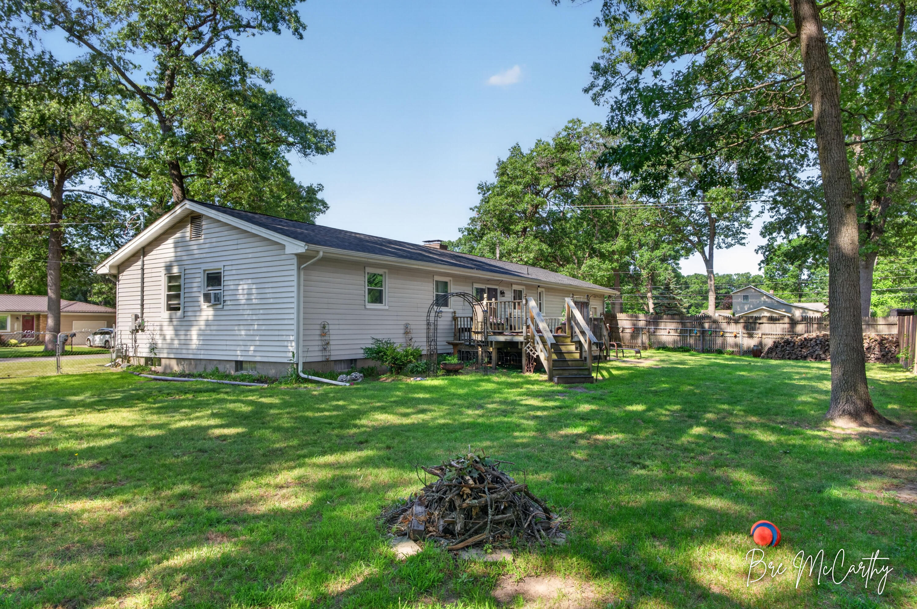 2410 Marcoux Avenue Muskegon MI 49442