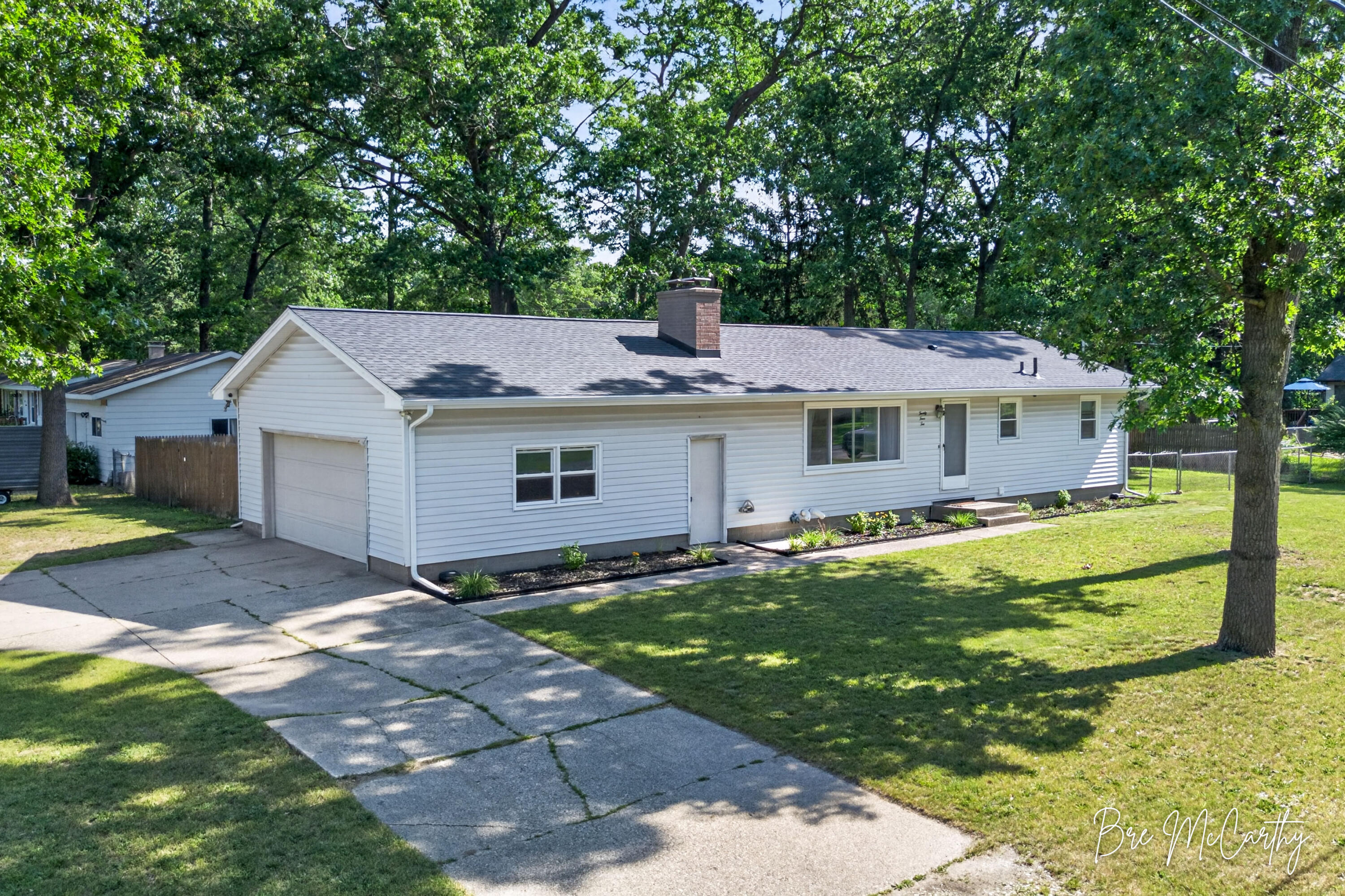 2410 Marcoux Avenue Muskegon MI 49442