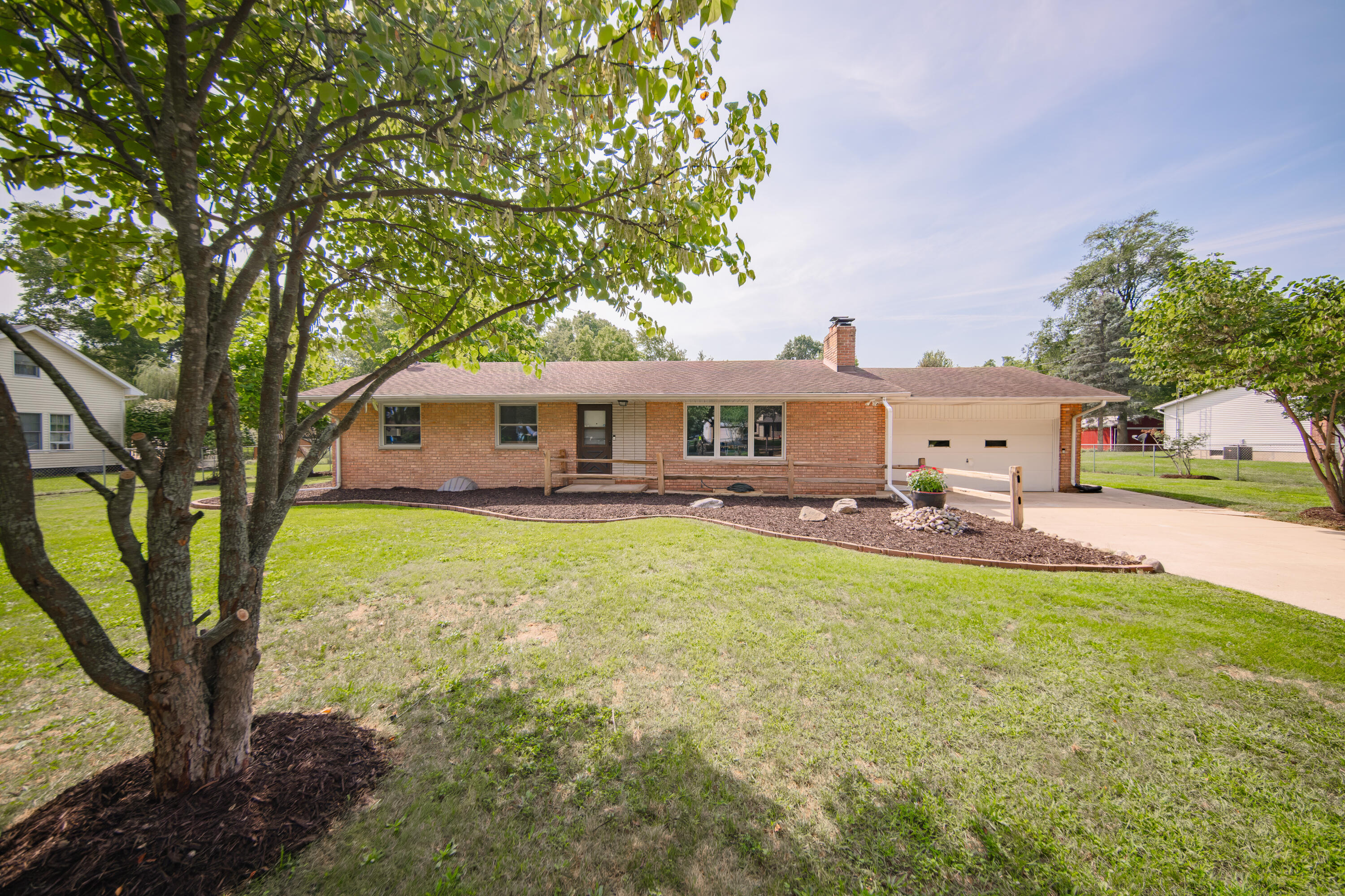 3427 W Shiawassee Avenue Fenton MI 48430