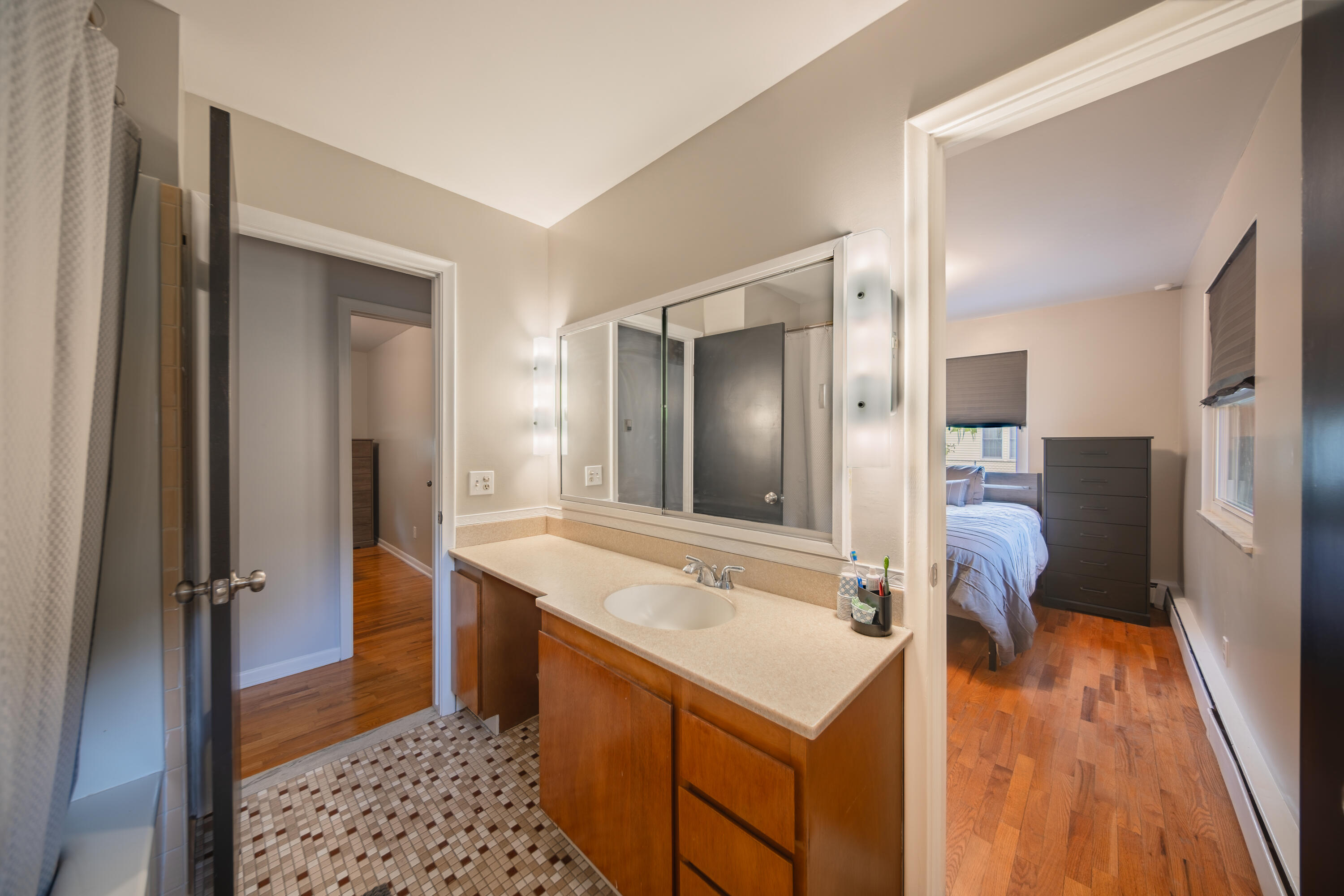 3427 W Shiawassee Avenue Fenton MI 48430