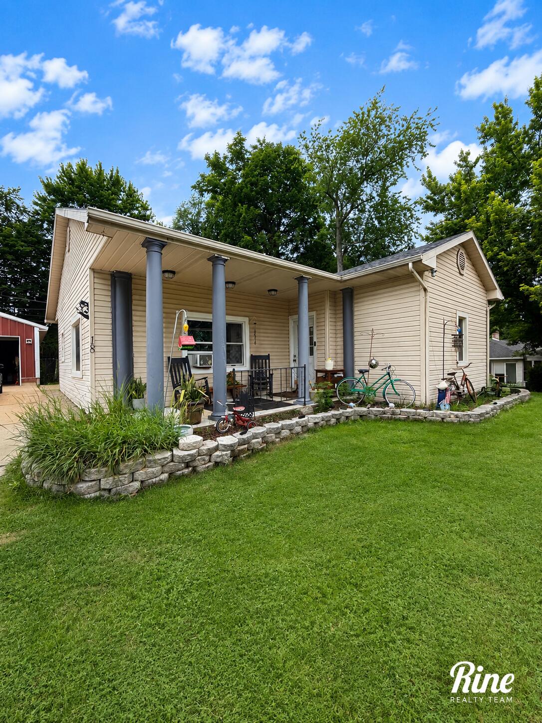 18 Grand Avenue Niles MI 49120