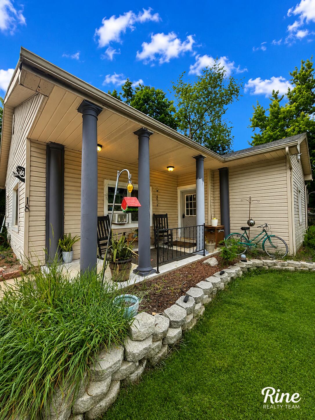 18 Grand Avenue Niles MI 49120