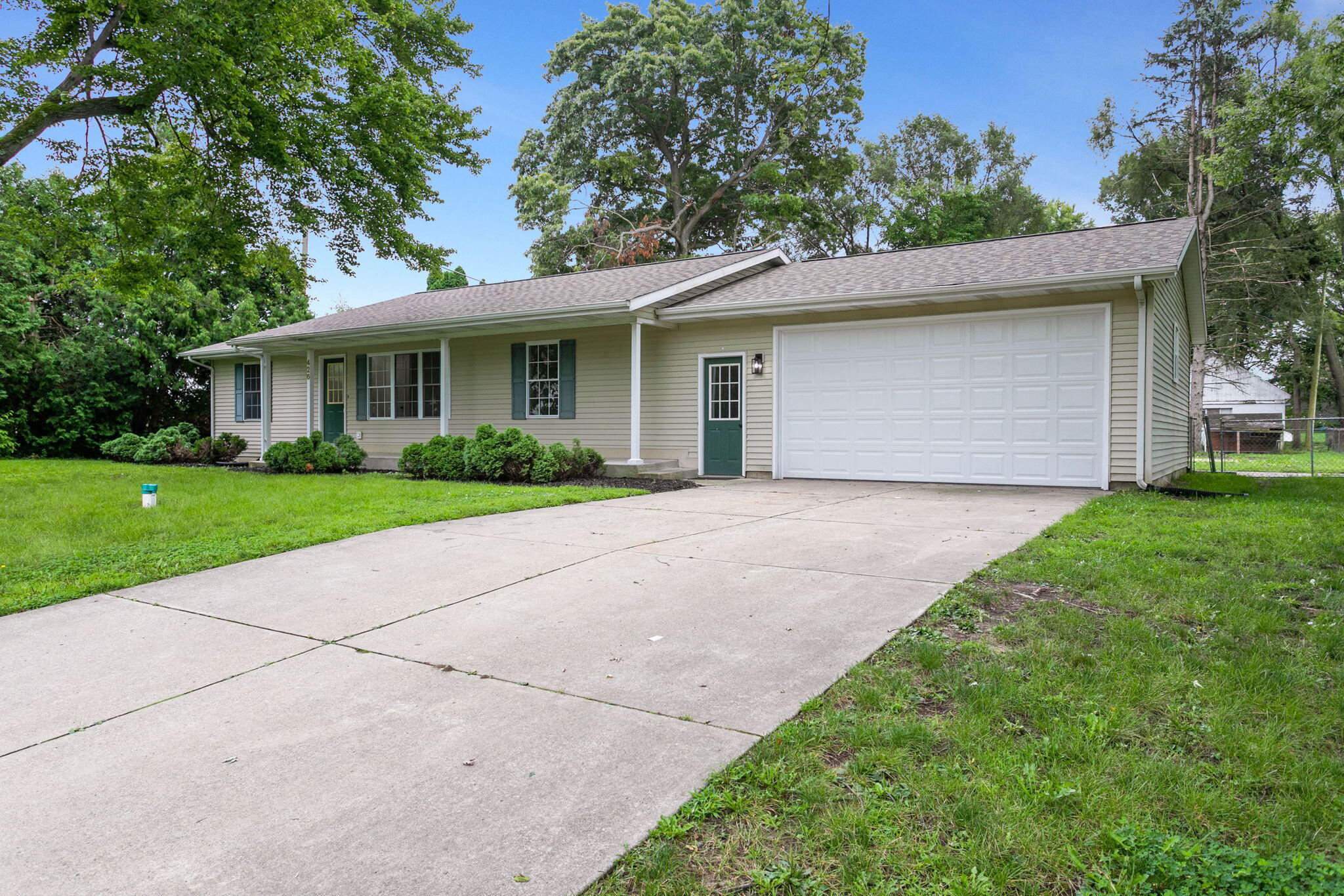 426 Meade Road Niles MI 49120