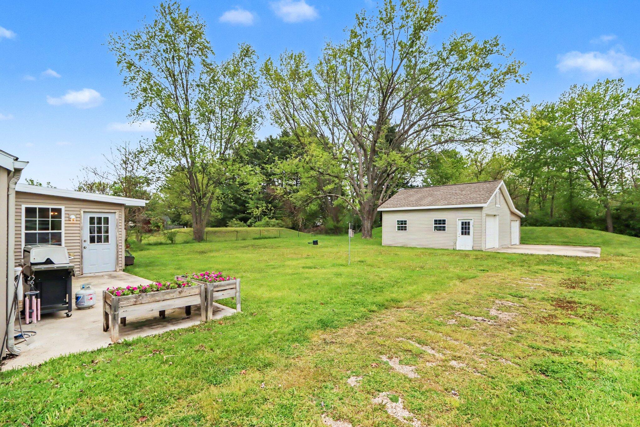 6122 N 20th Street Kalamazoo MI 49004