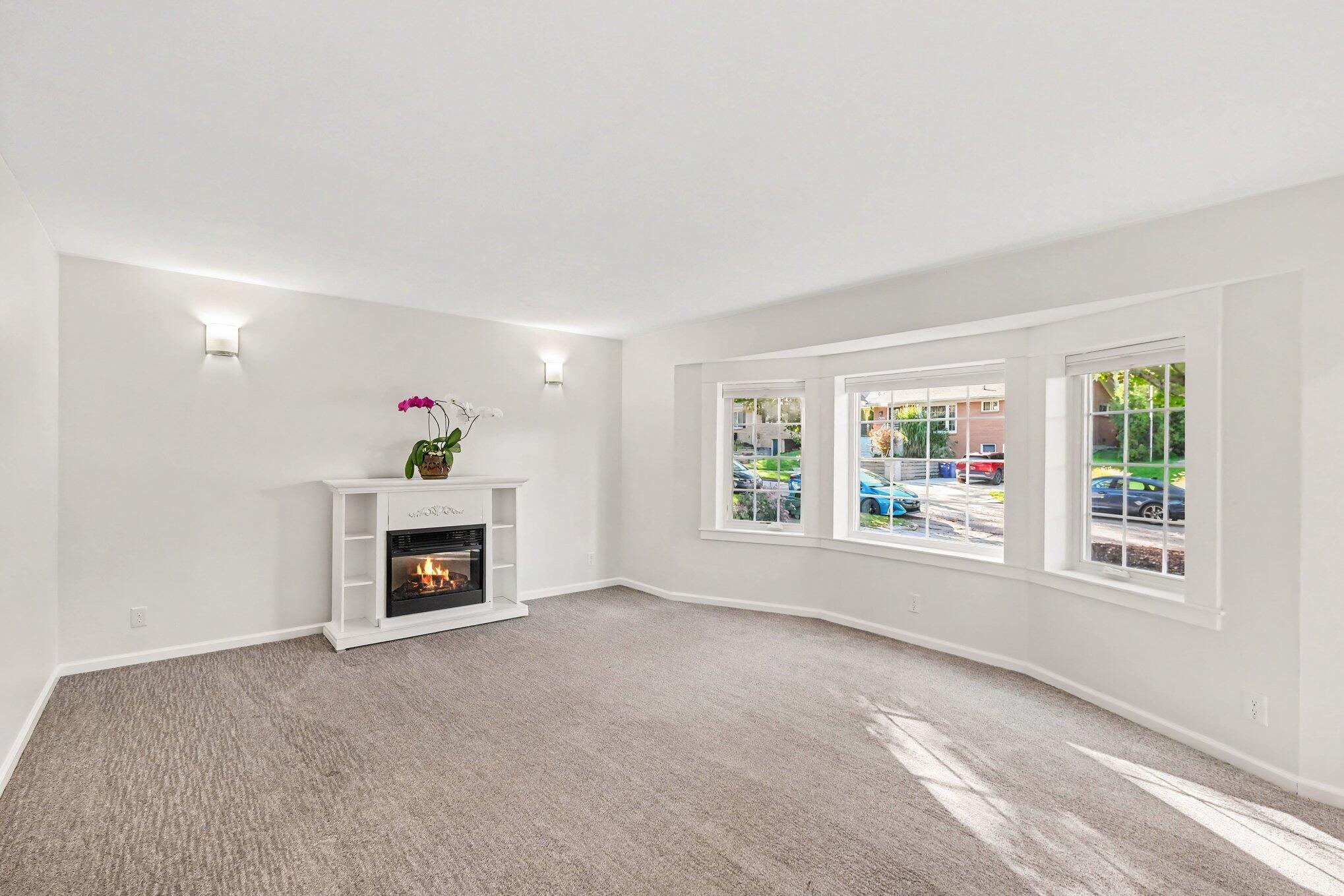1573 E Terrace Street NE Grand Rapids MI 49503