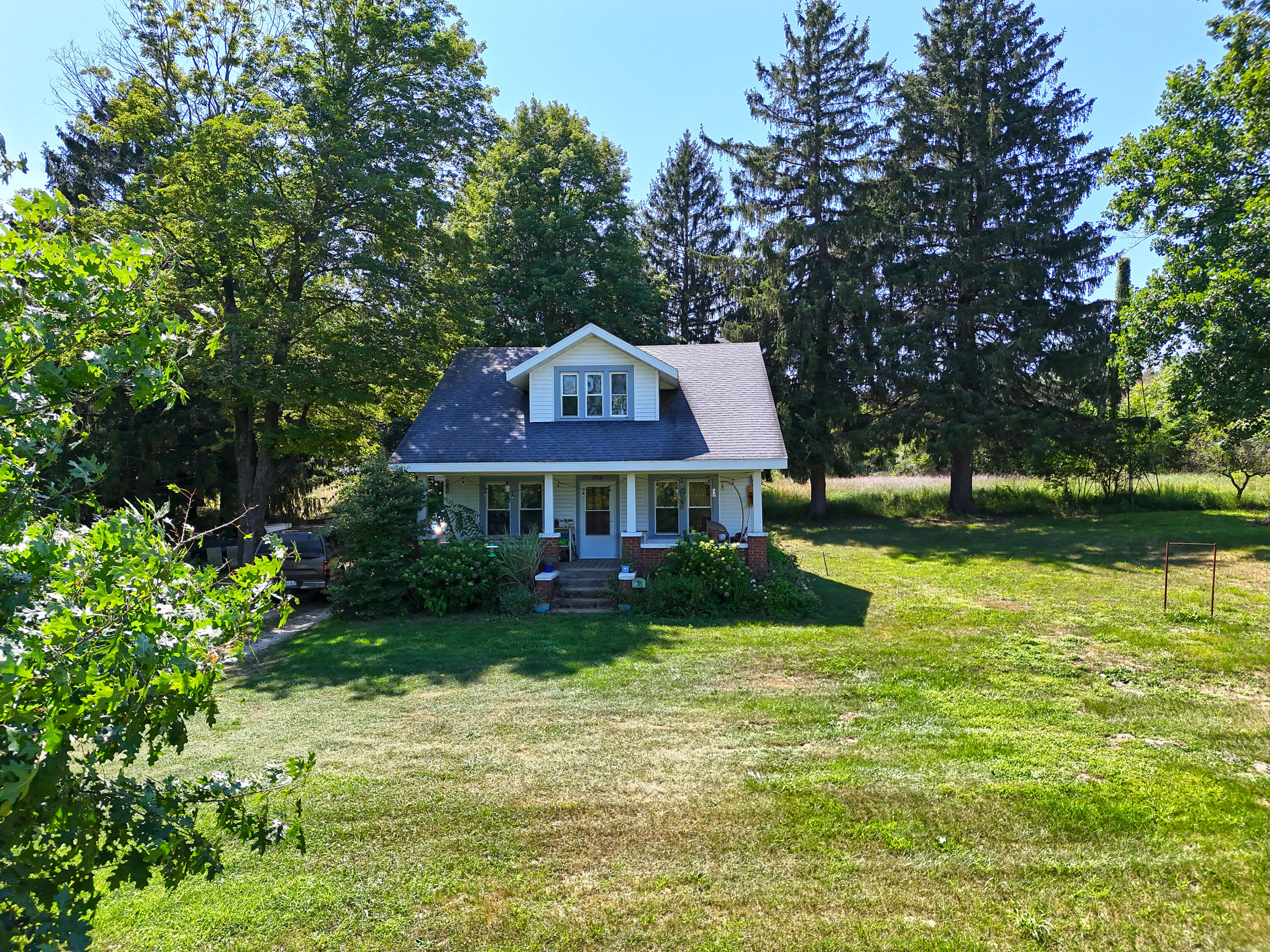5760 Martin Road Coloma MI 49038