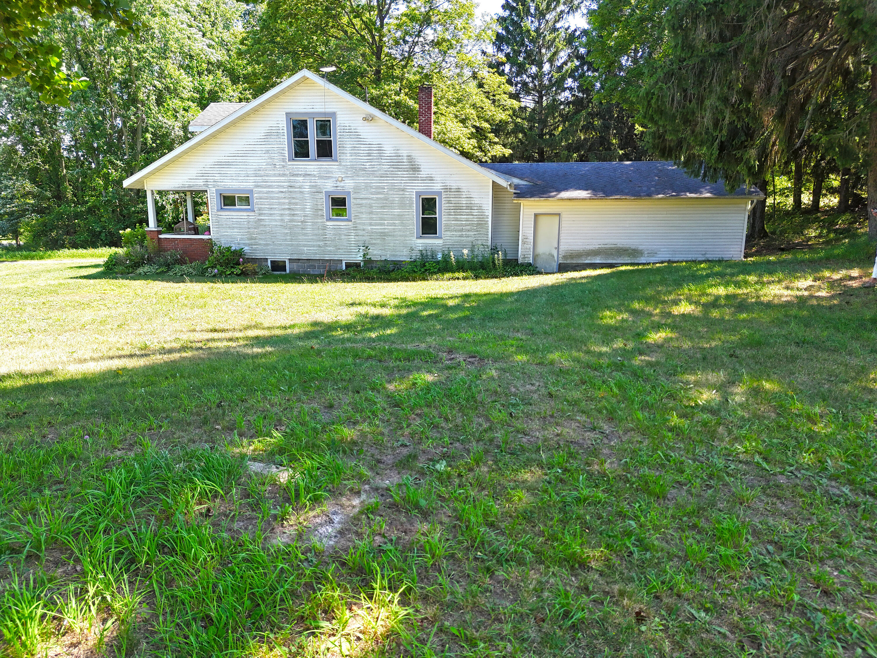 5760 Martin Road Coloma MI 49038