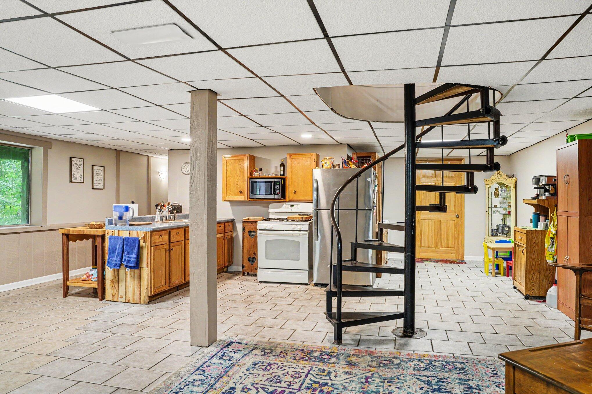 4071 S 7th Street Kalamazoo MI 49009