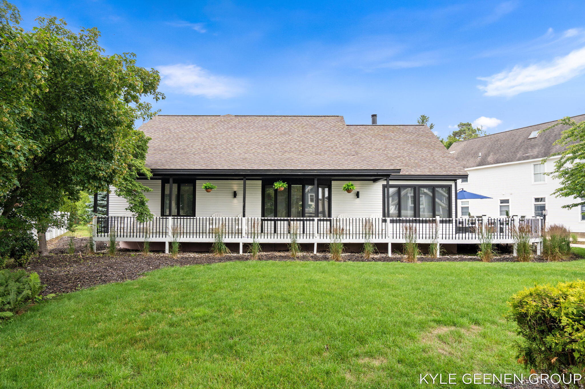 1729 Waukazoo Drive Holland MI 49424