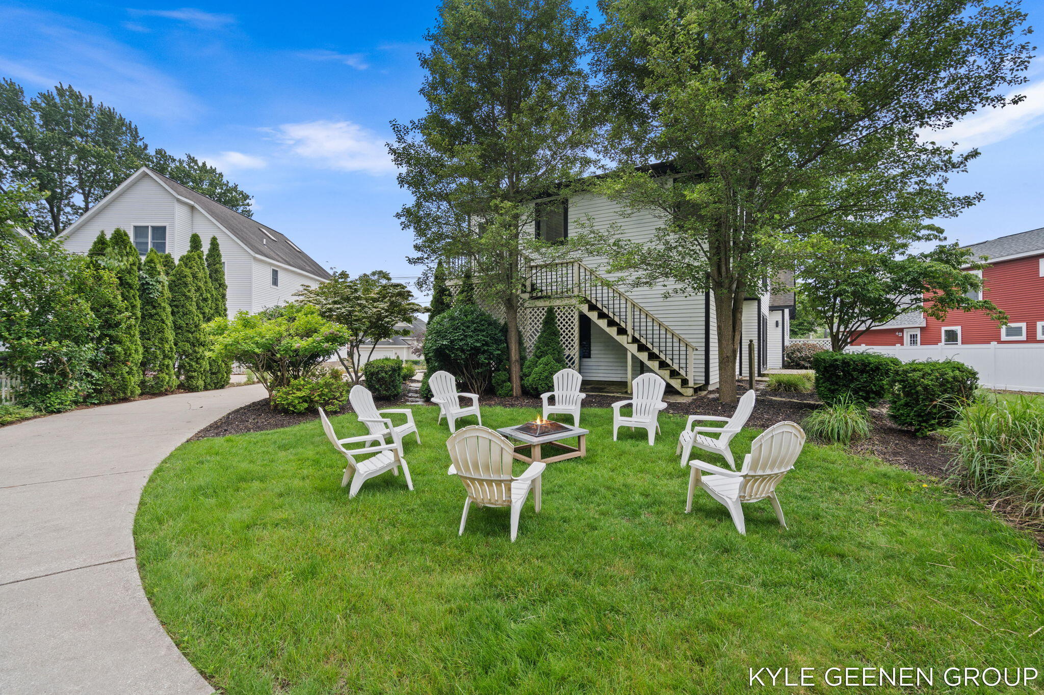 1729 Waukazoo Drive Holland MI 49424