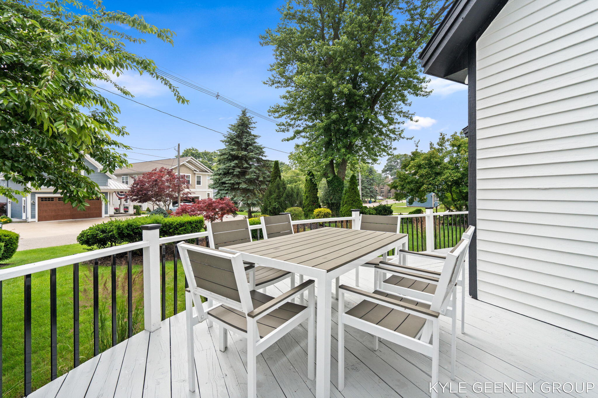 1729 Waukazoo Drive Holland MI 49424