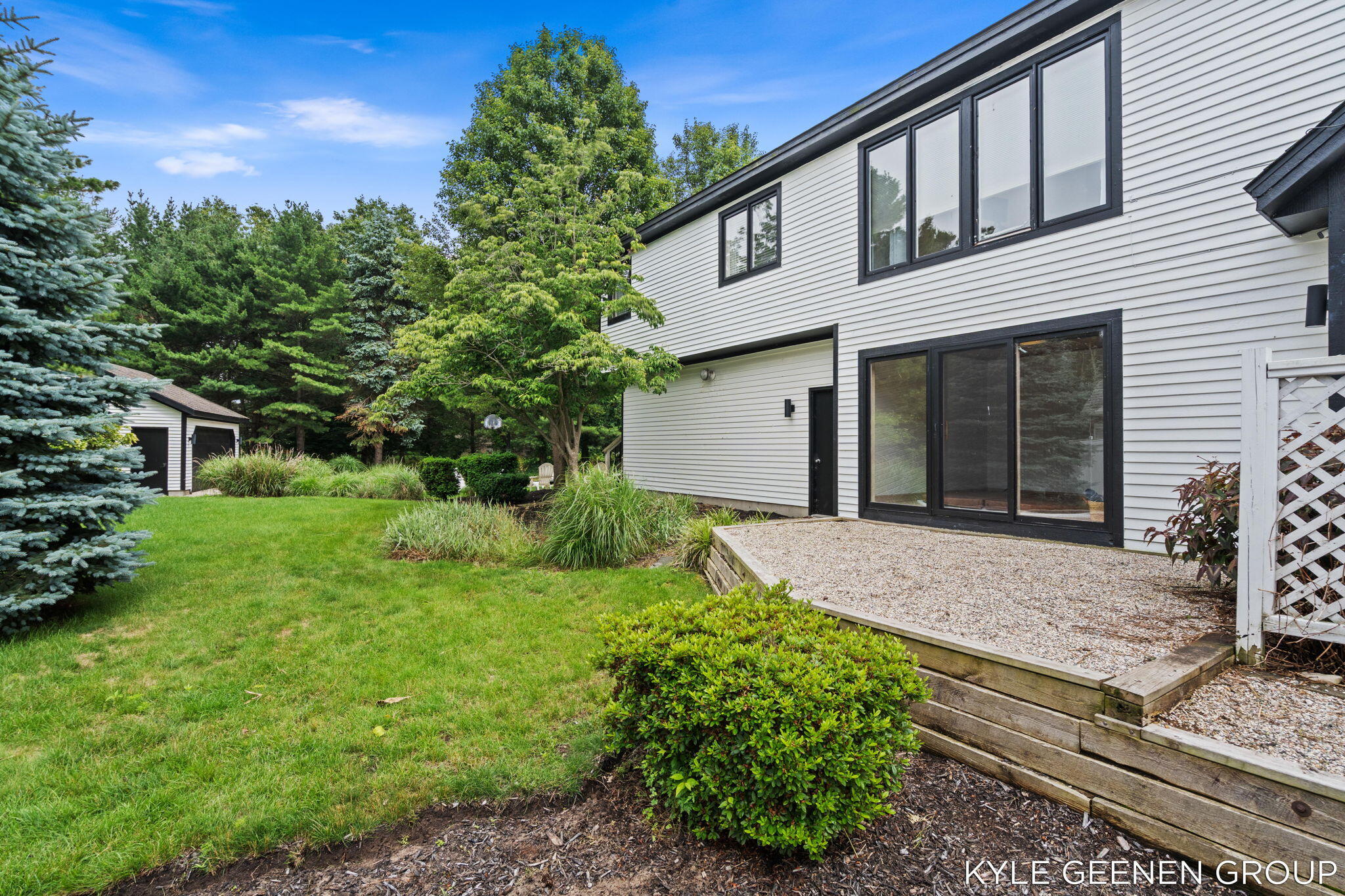 1729 Waukazoo Drive Holland MI 49424