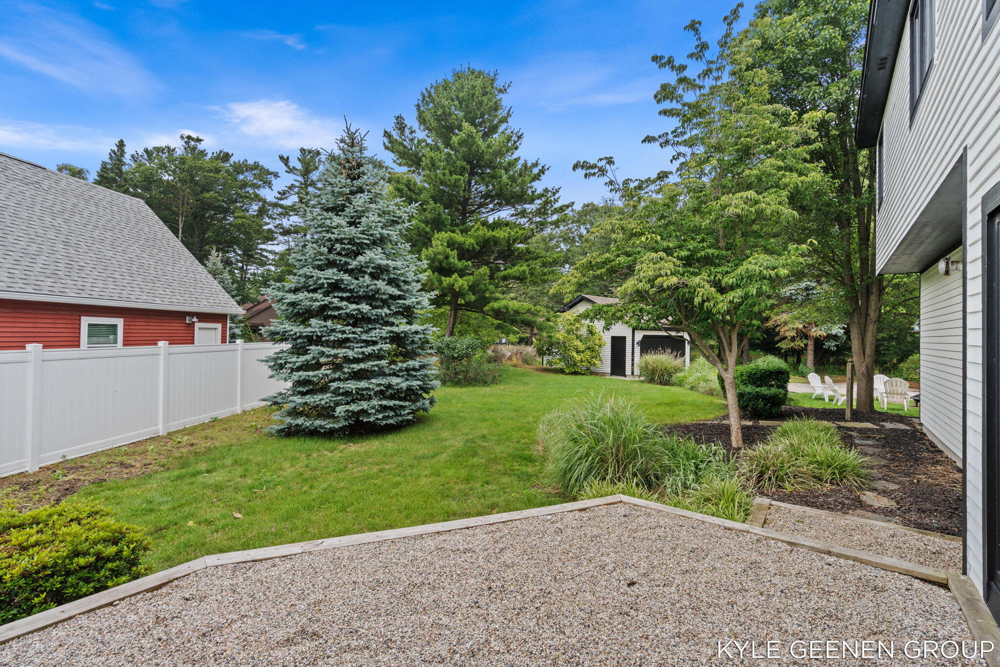 1729 Waukazoo Drive Holland MI 49424