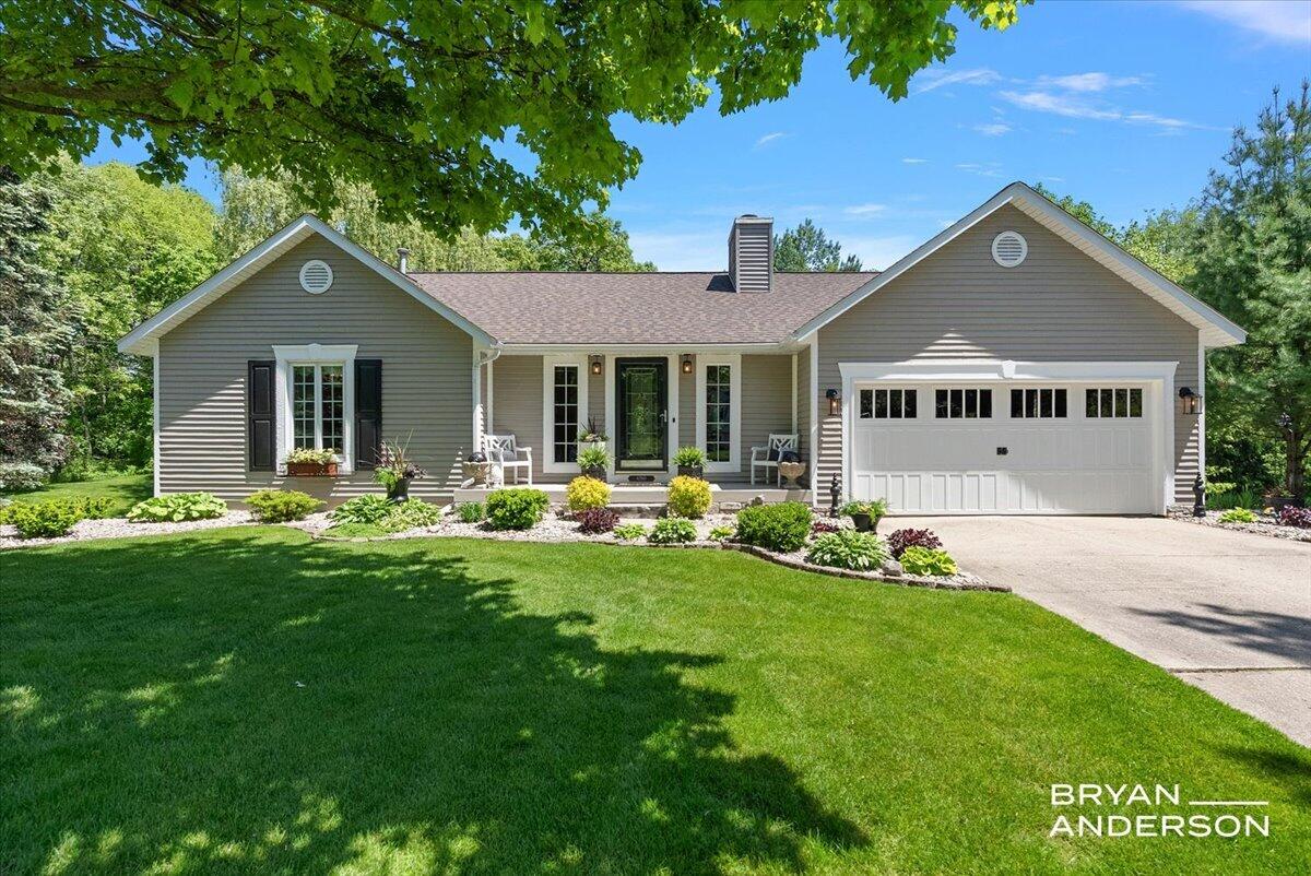6260 Arroyo Vista Drive NE Rockford MI 49341