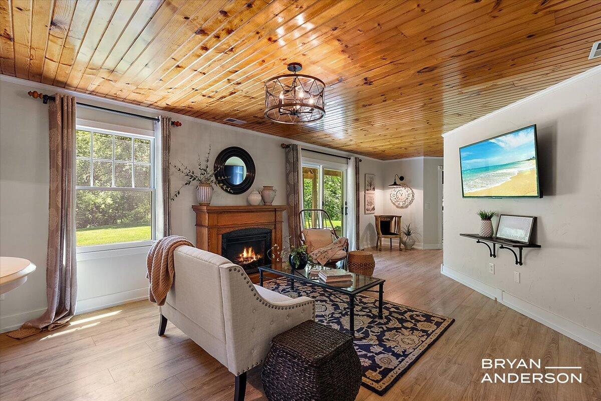 6260 Arroyo Vista Drive NE Rockford MI 49341