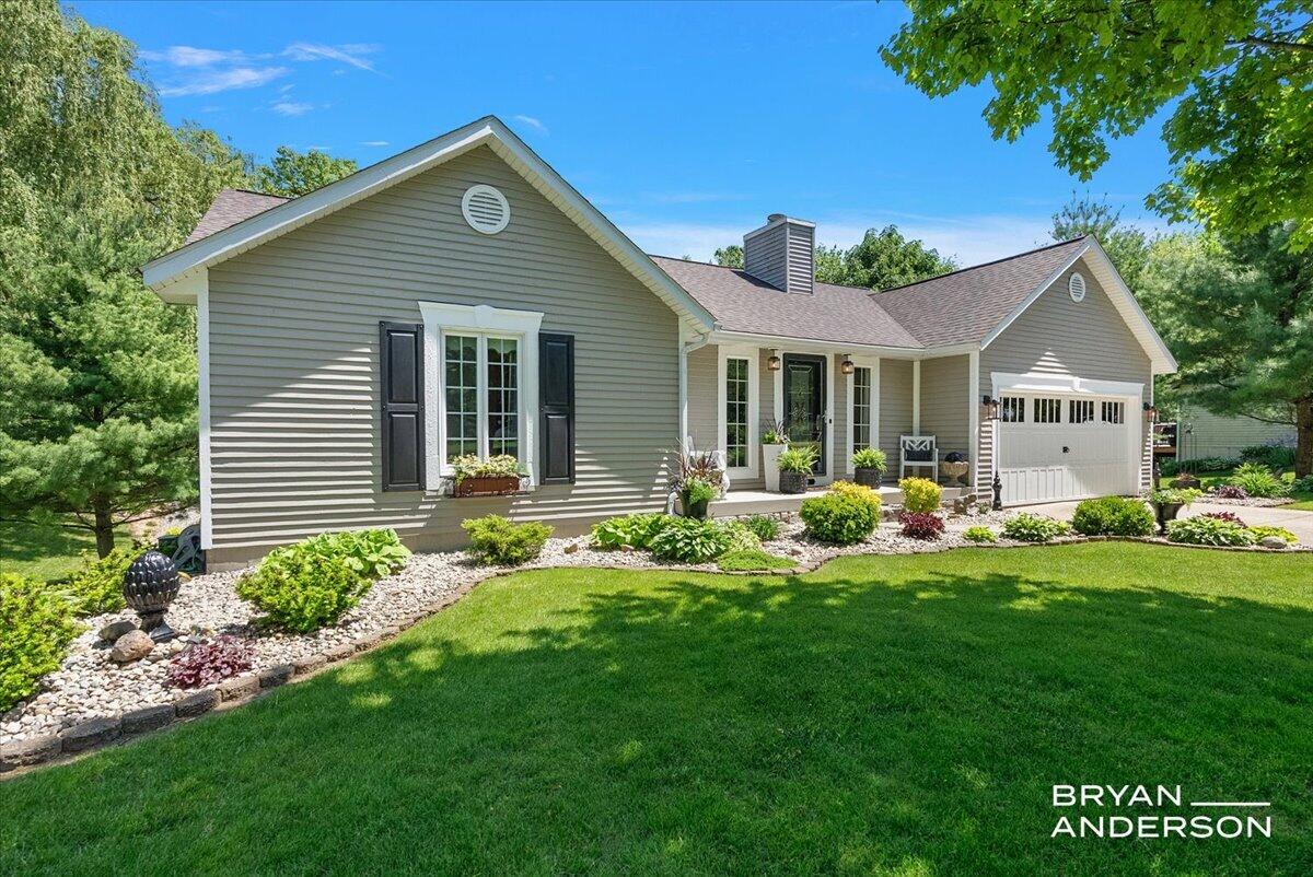 6260 Arroyo Vista Drive NE Rockford MI 49341