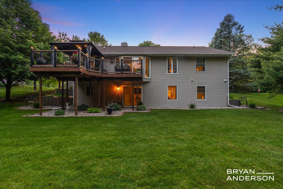 6260 Arroyo Vista Drive NE Rockford MI 49341