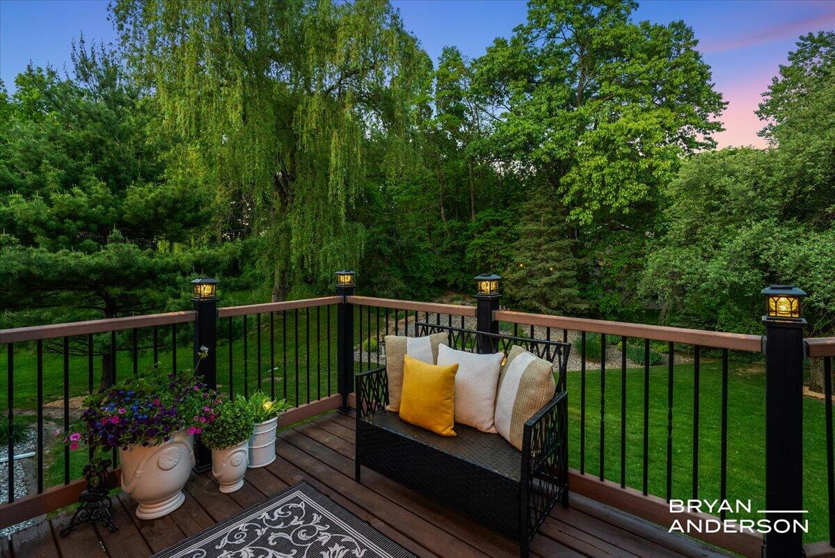 6260 Arroyo Vista Drive NE Rockford MI 49341