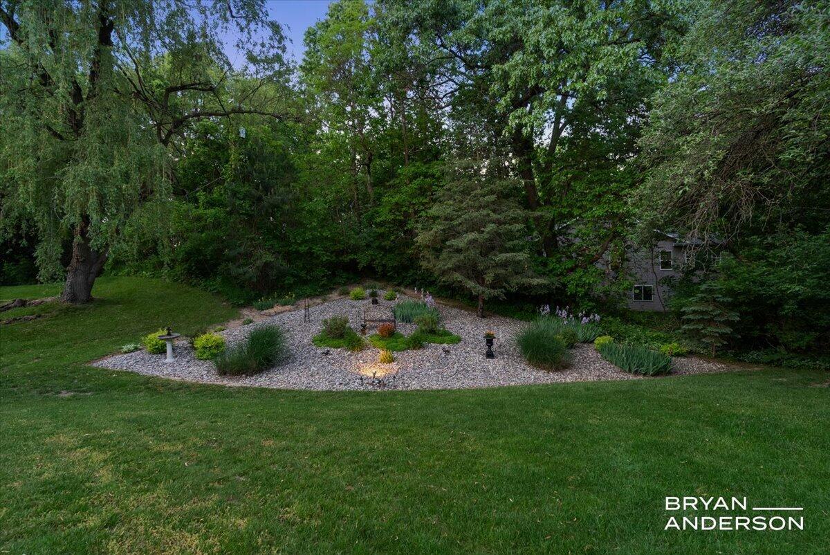 6260 Arroyo Vista Drive NE Rockford MI 49341