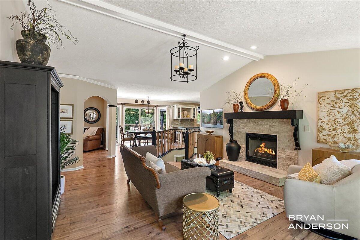 6260 Arroyo Vista Drive NE Rockford MI 49341