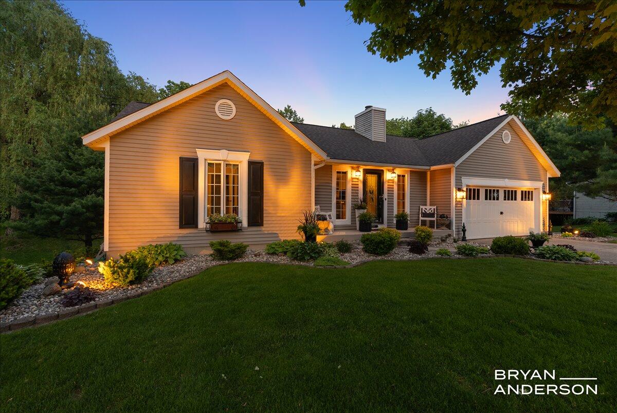 6260 Arroyo Vista Drive NE Rockford MI 49341