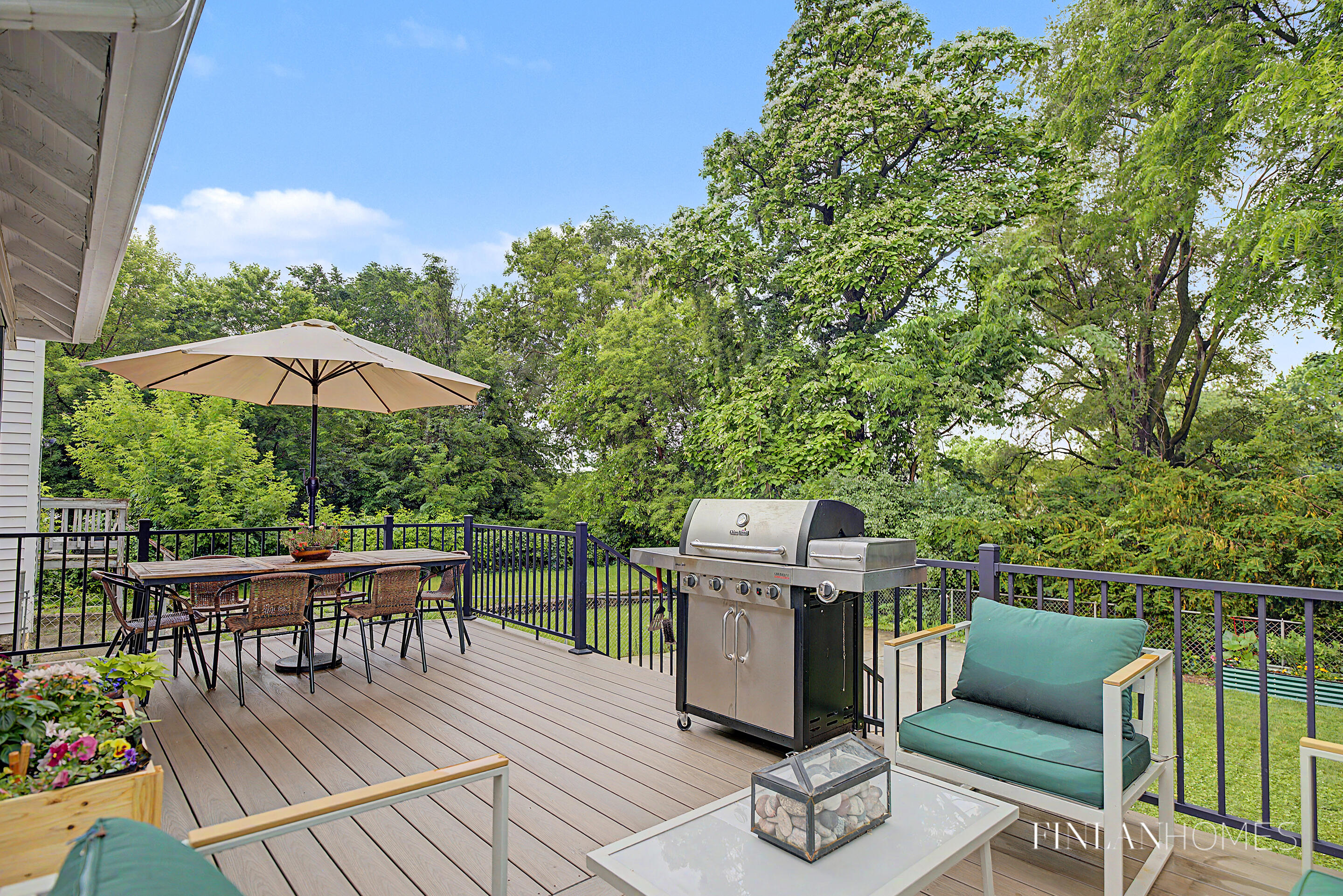 501 Emerald Avenue NE Grand Rapids MI 49503