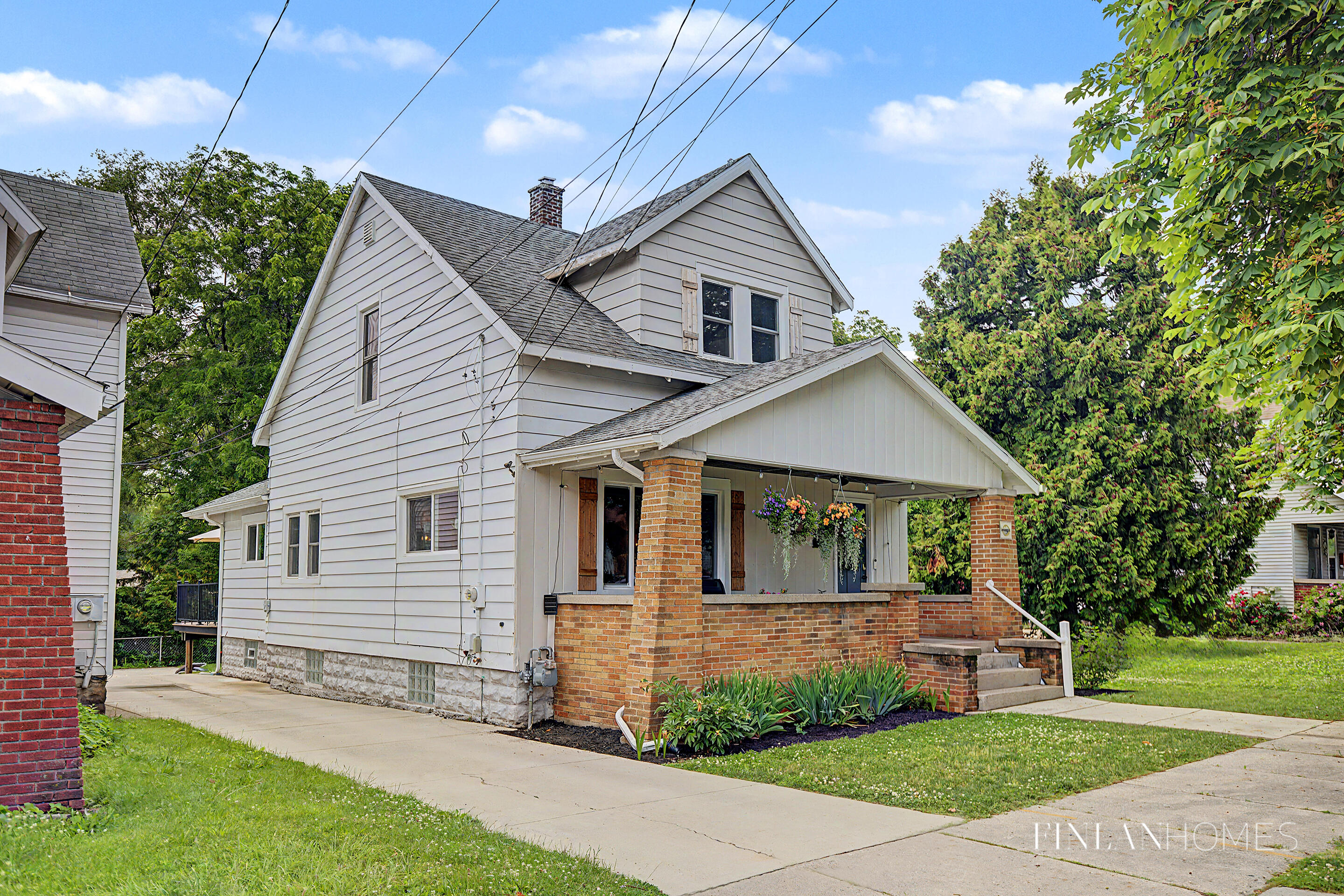 501 Emerald Avenue NE Grand Rapids MI 49503