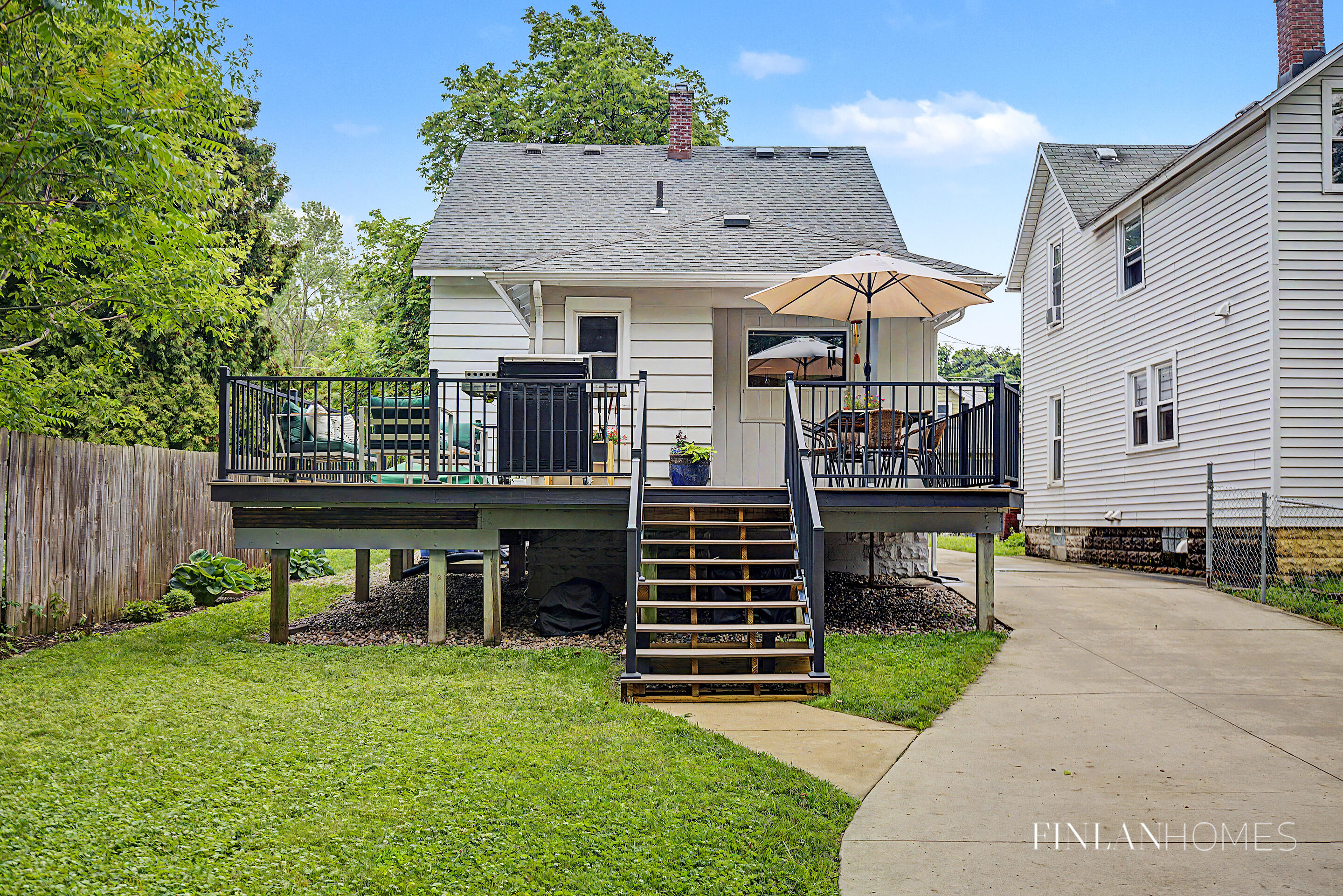 501 Emerald Avenue NE Grand Rapids MI 49503