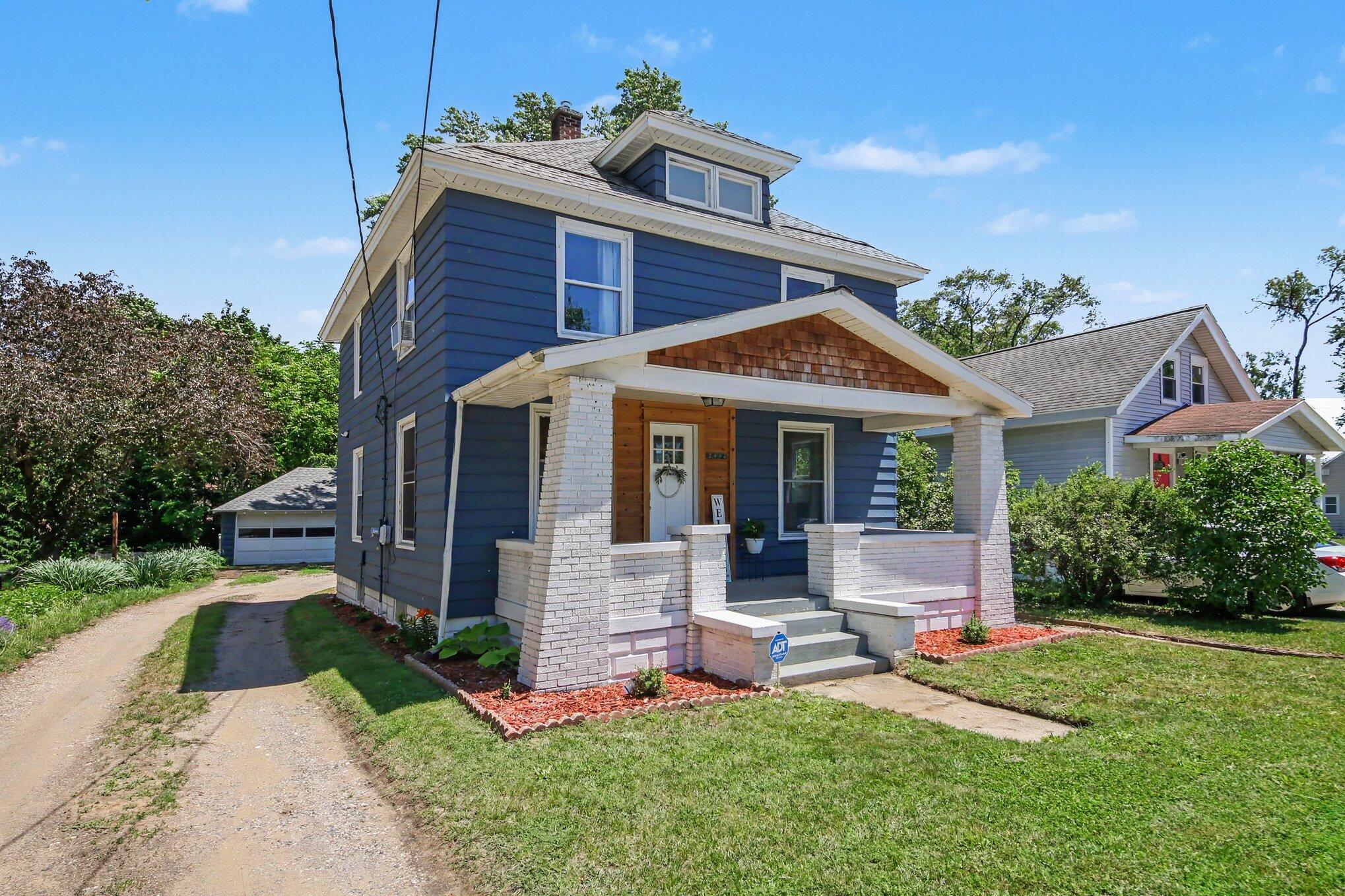 2446 Hufford Avenue NW Grand Rapids MI 49544