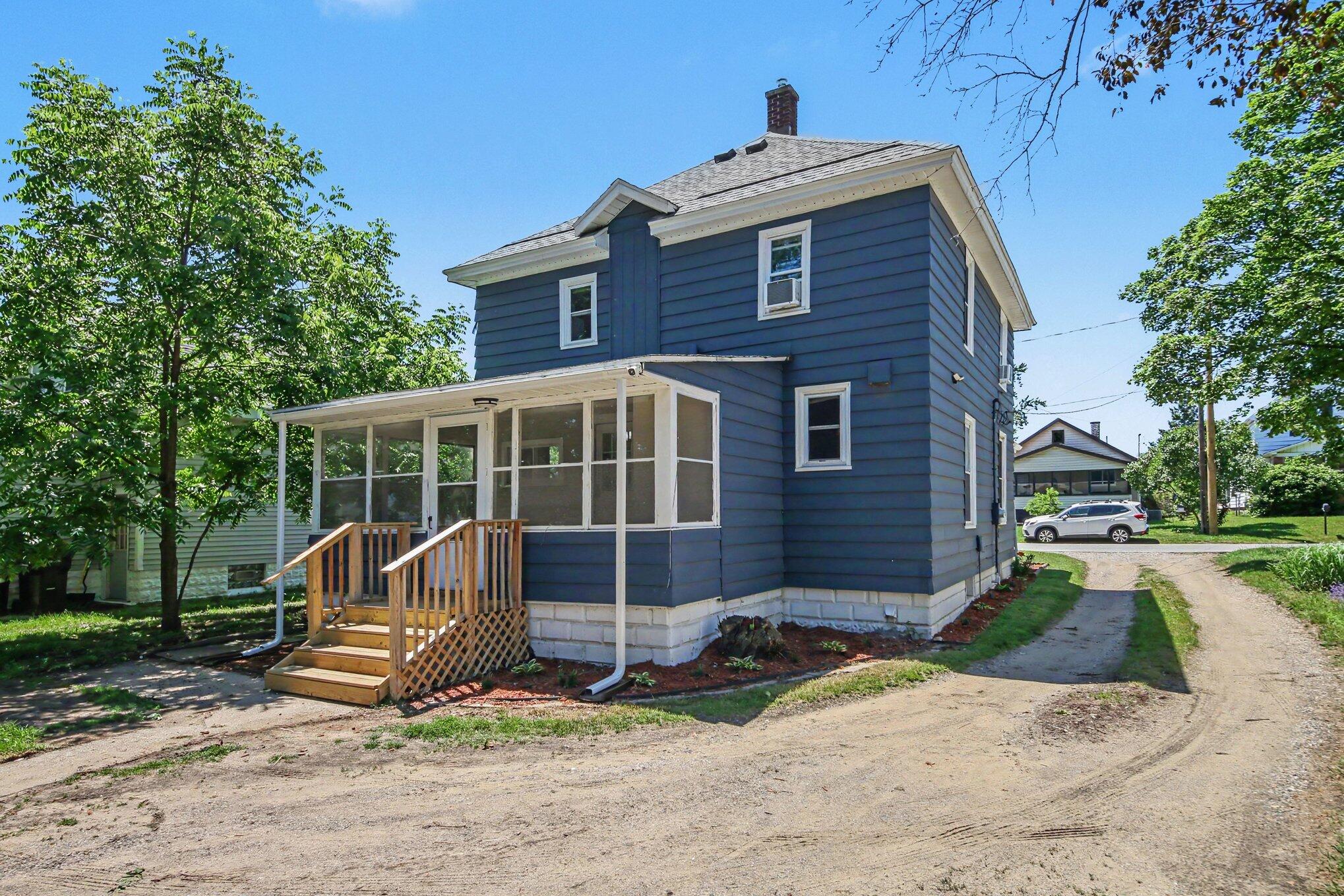 2446 Hufford Avenue NW Grand Rapids MI 49544