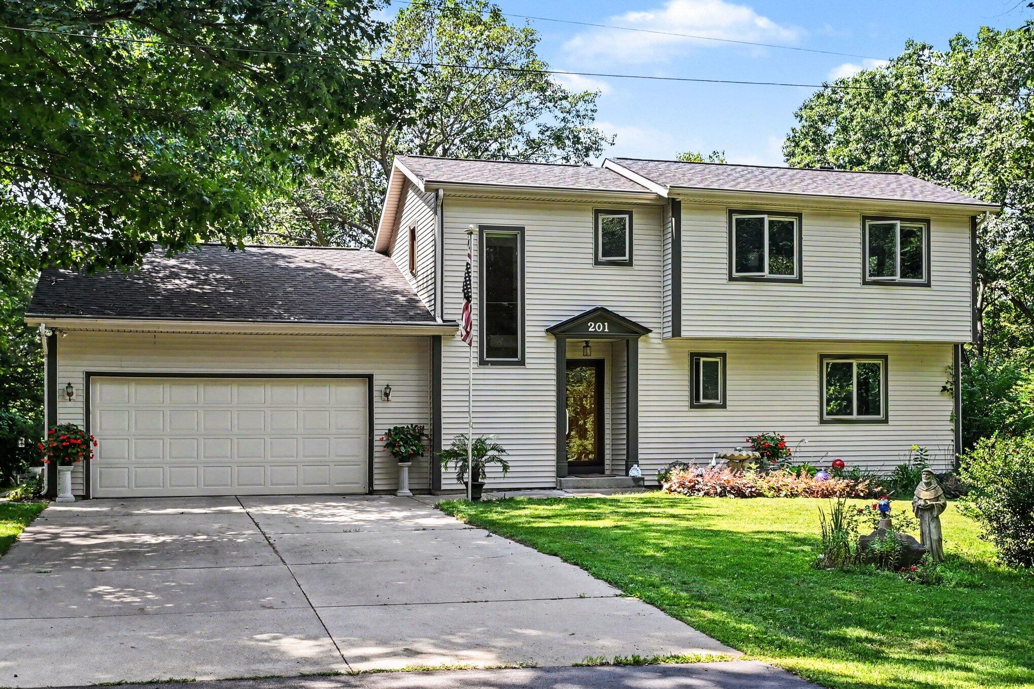 201 Scenic View Drive Niles MI 49120